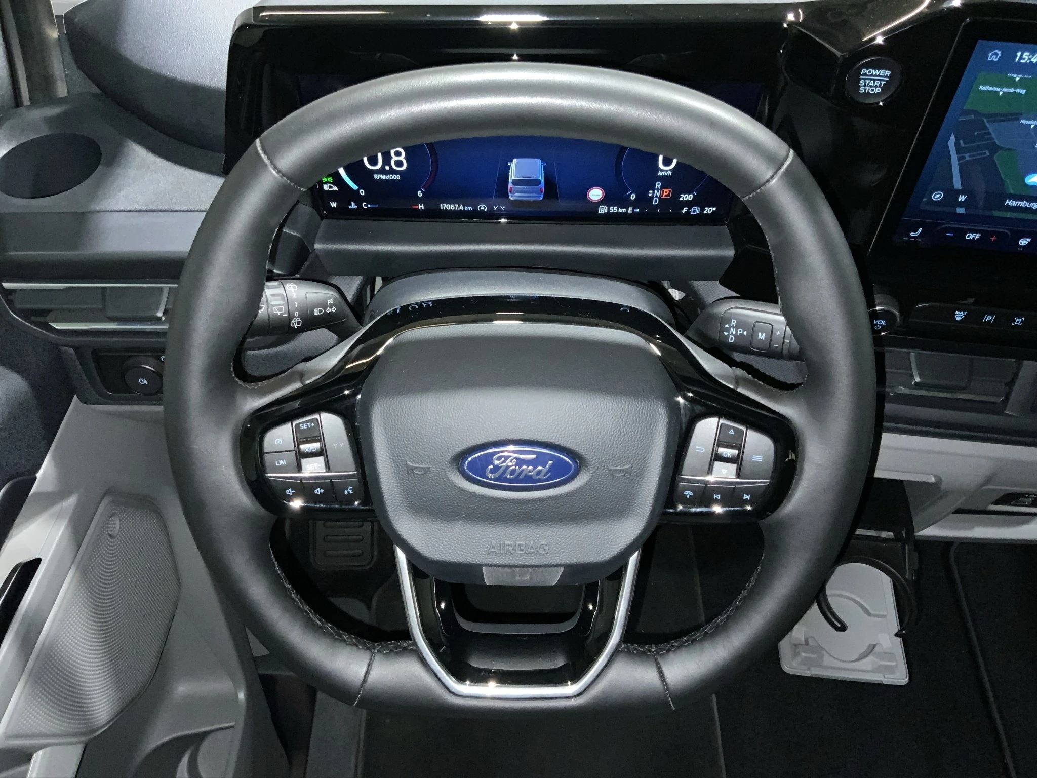 Ford-Tourneo Custom-image-12