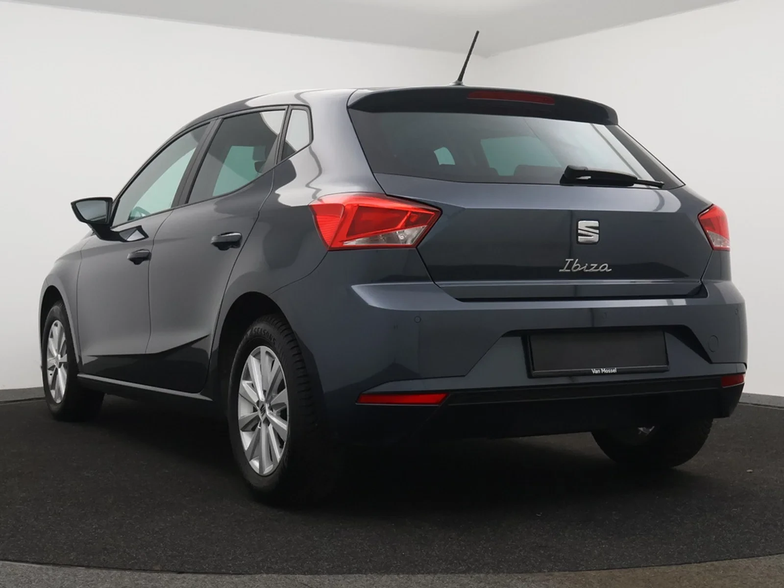 SEAT-Ibiza-image-22
