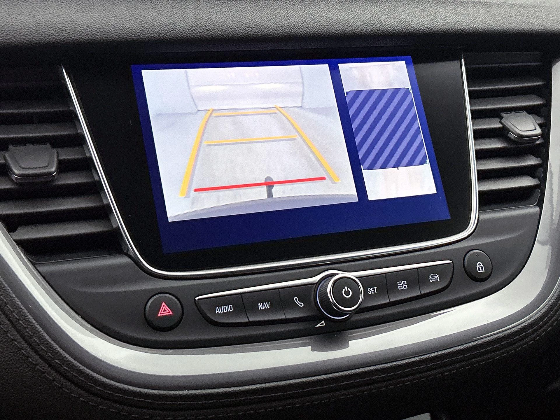 Opel-Grandland X-image-18