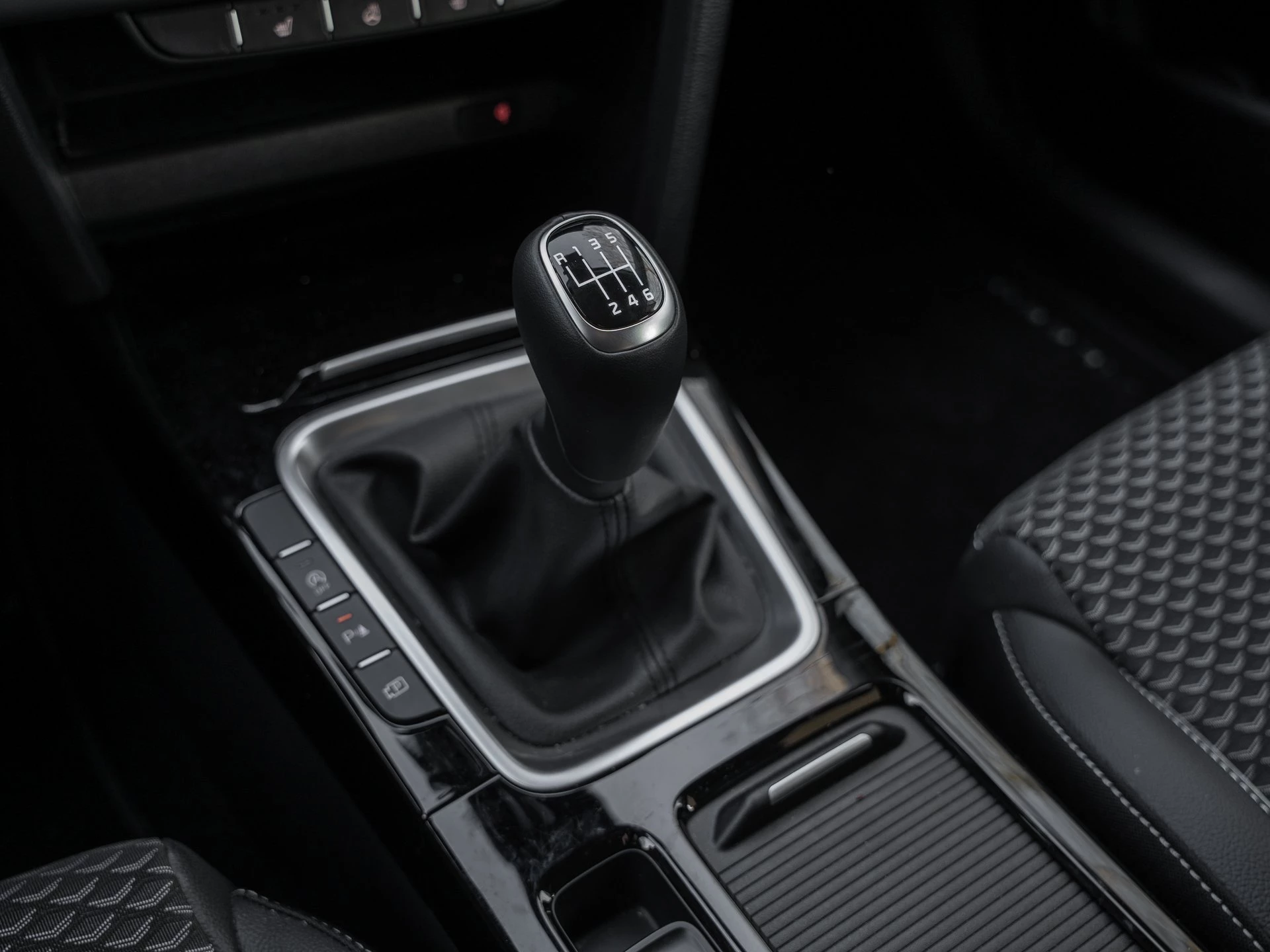 Kia XCeed | 160 PS | Spirit | LED | RFK | PDC | SHZ | JBL | KEYLESS | TWA 4xSHZ LED