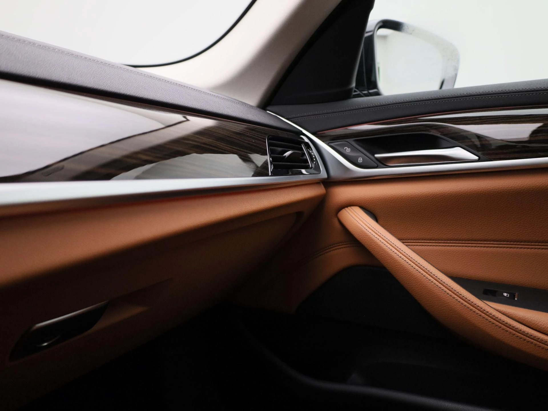BMW-5 Reeks-image-24