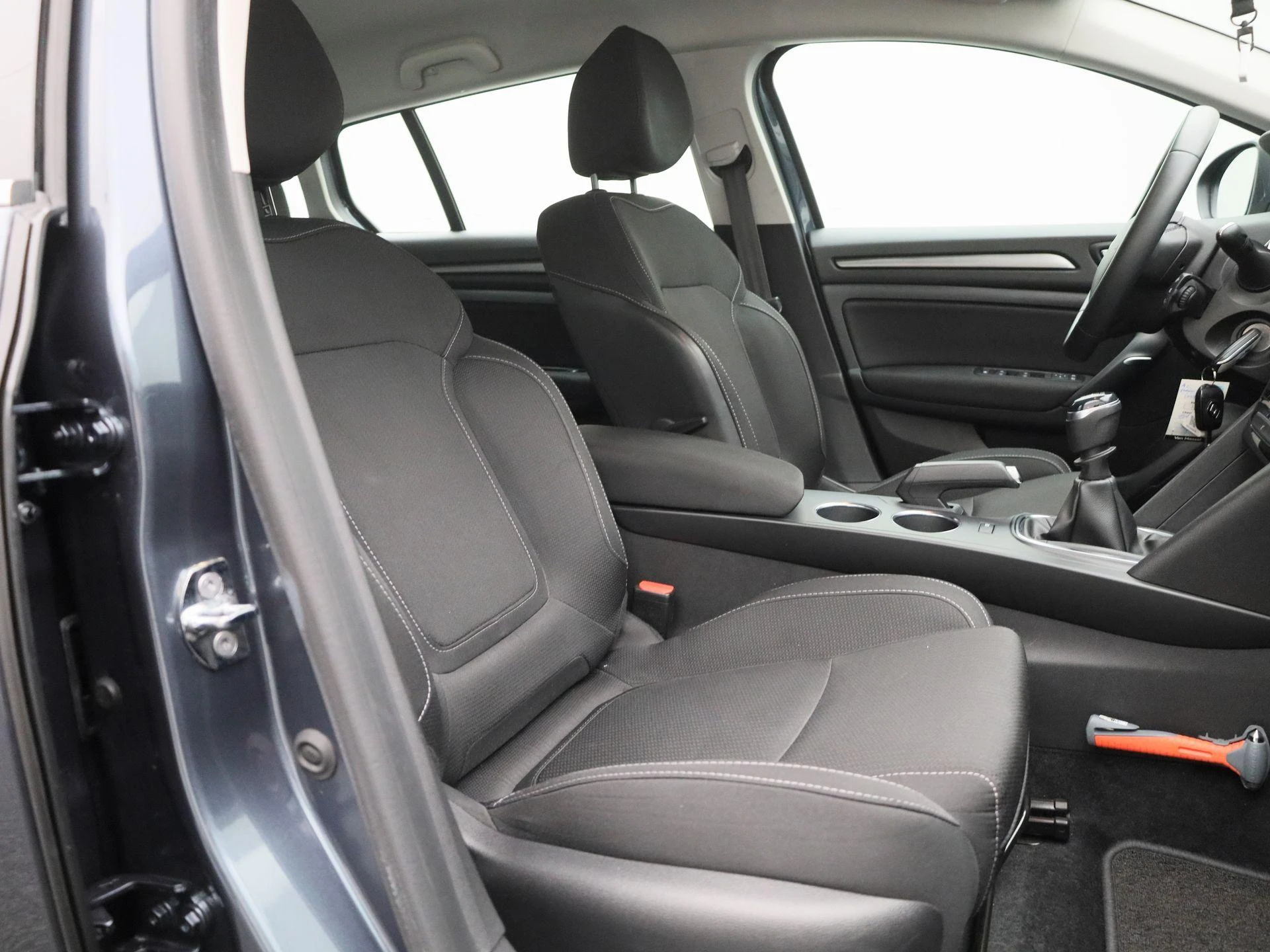 Renault-Mégane Estate-image-29