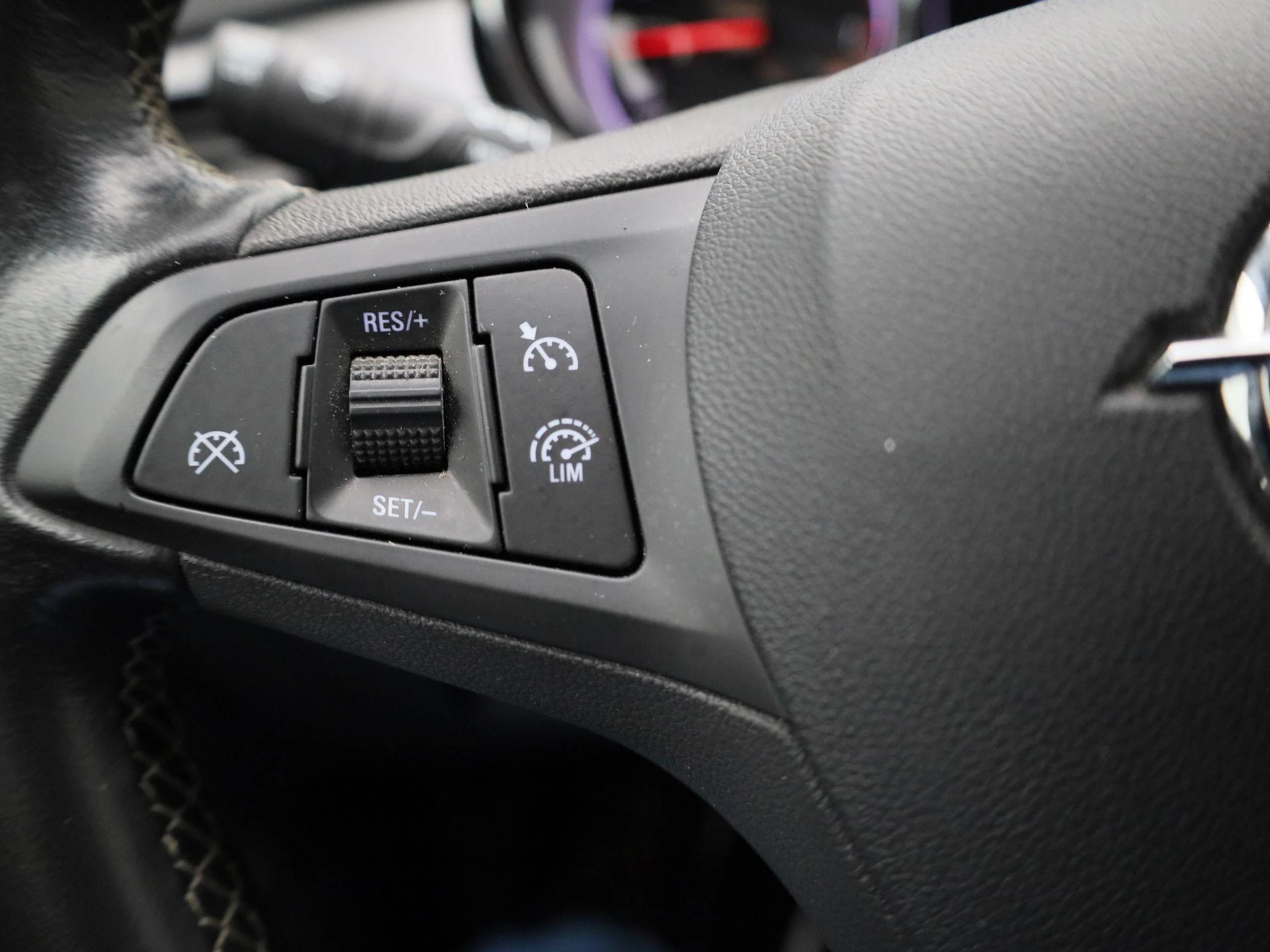 Opel-Astra-image-16