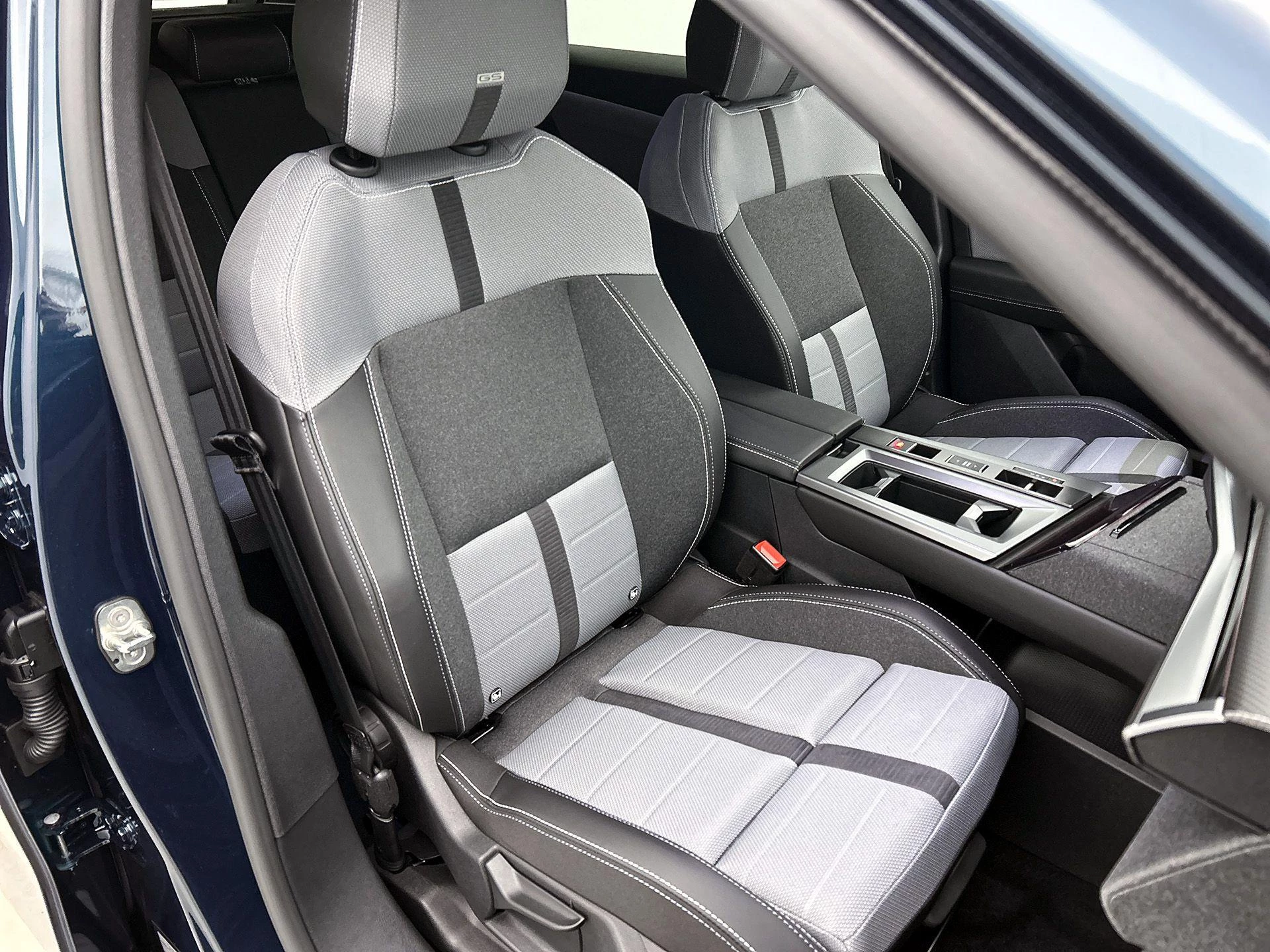 Opel-Grandland-image-47