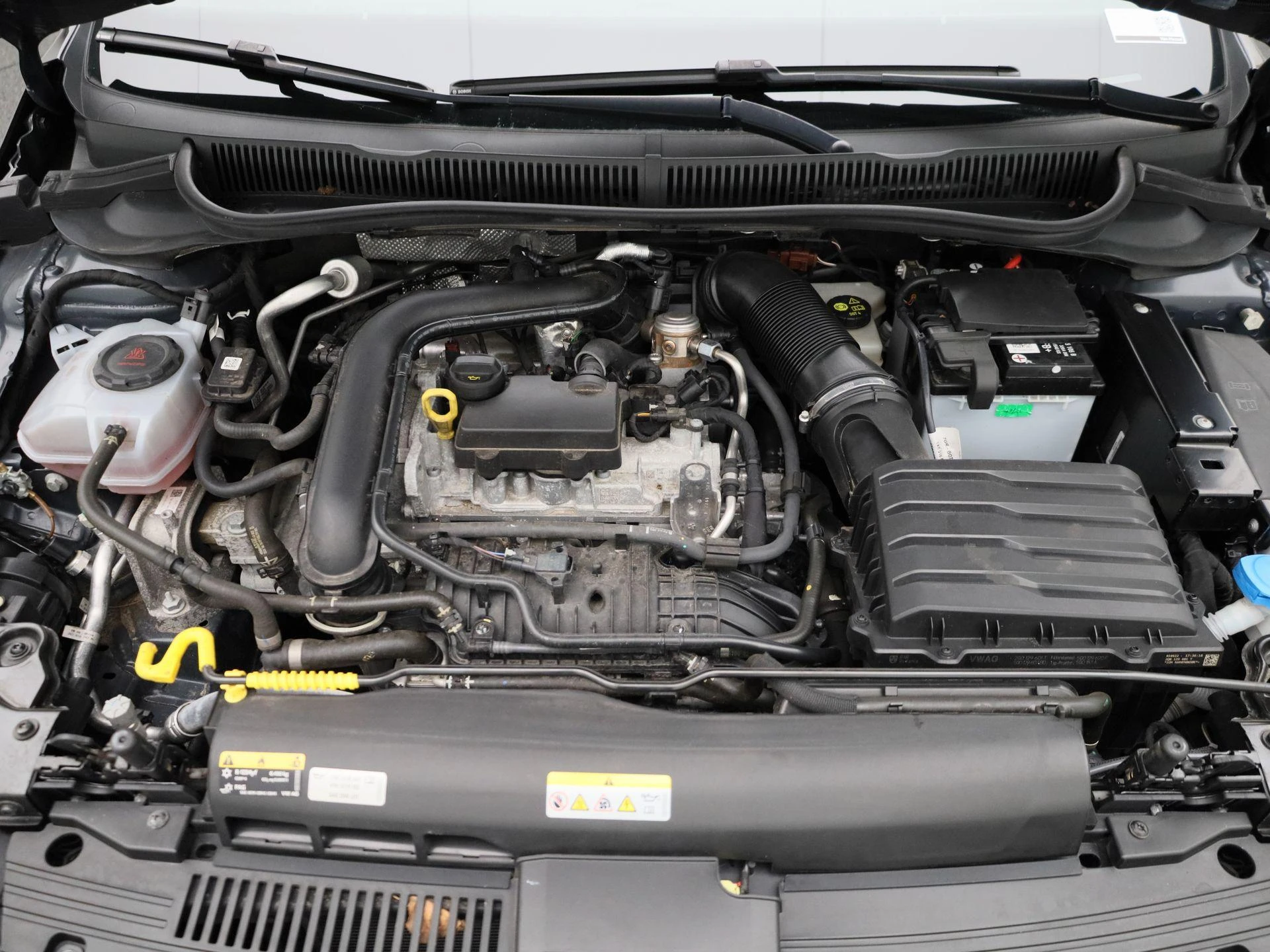 Volkswagen Polo 1.0 TSI Life Business