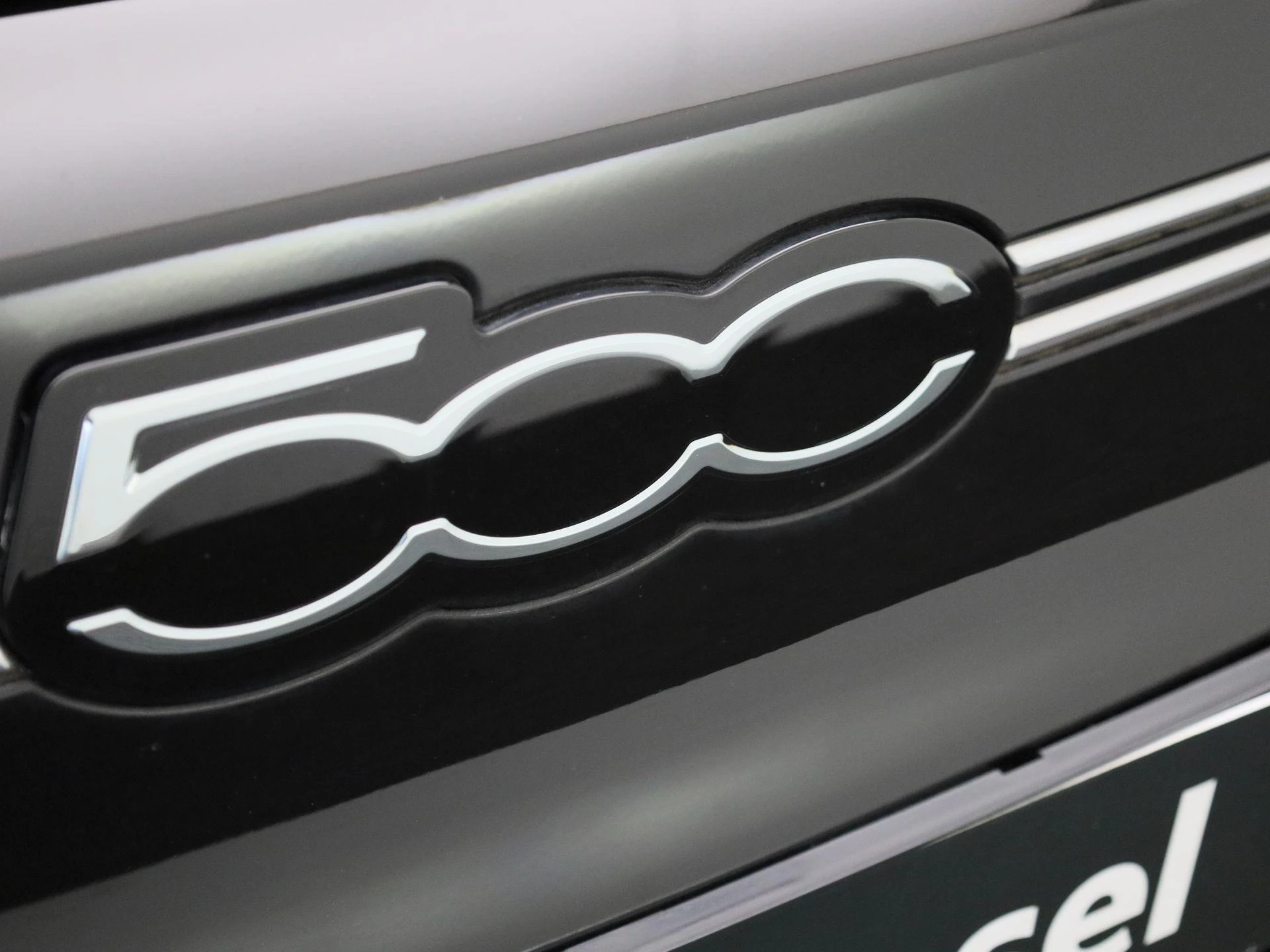 Fiat-500e-image-35