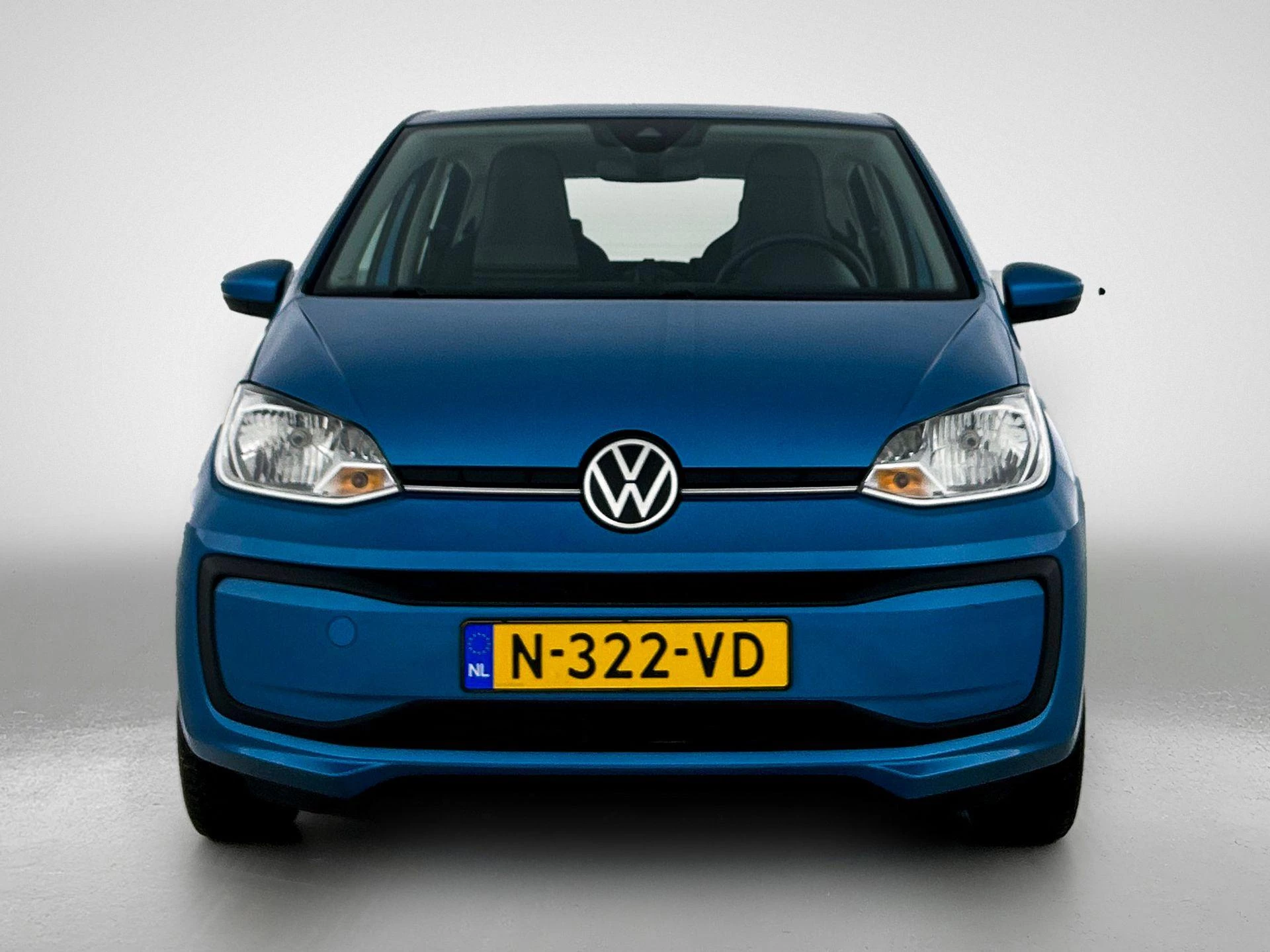 Volkswagen-up!-image-4
