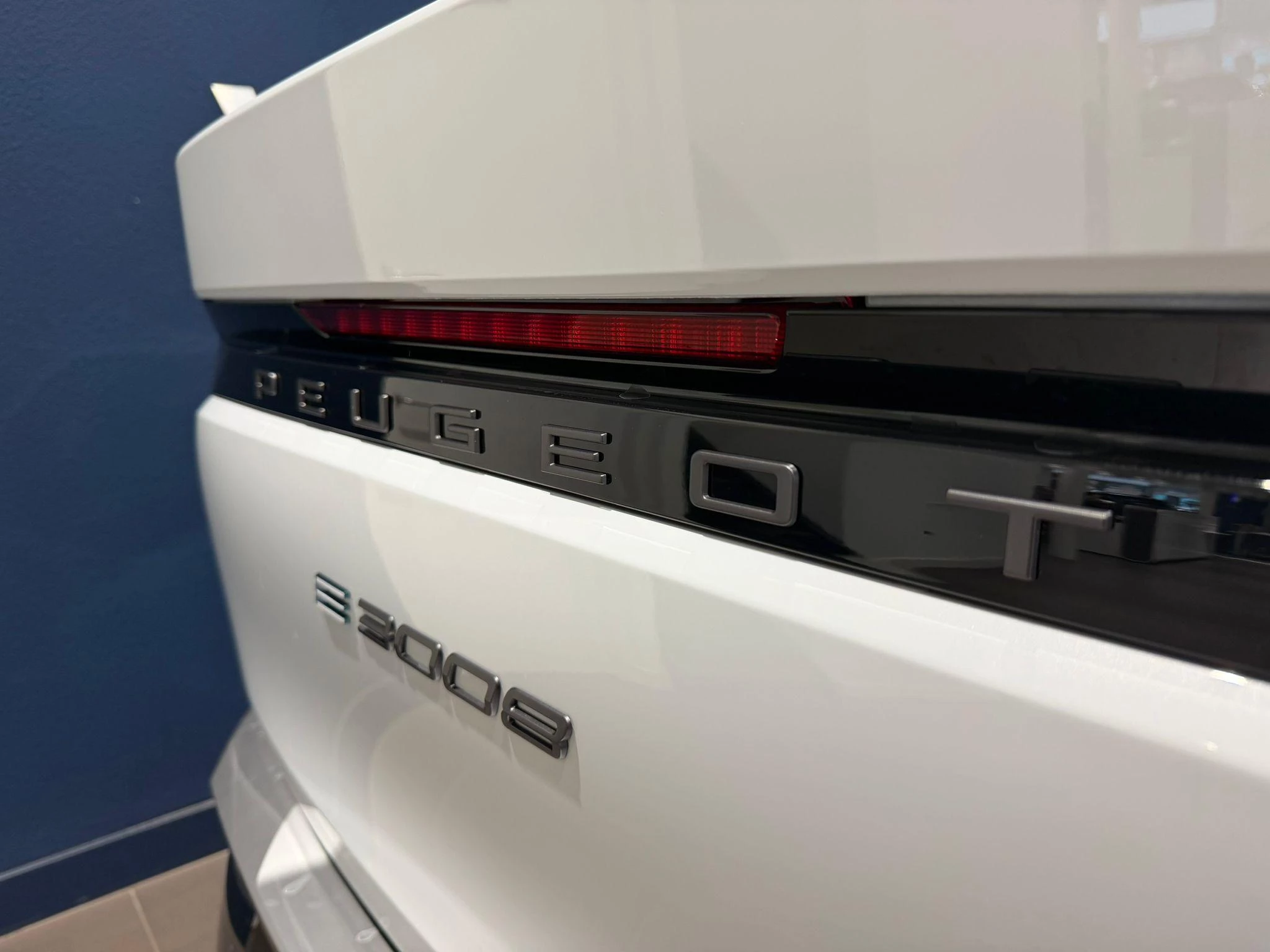 Peugeot-e-3008-image-28