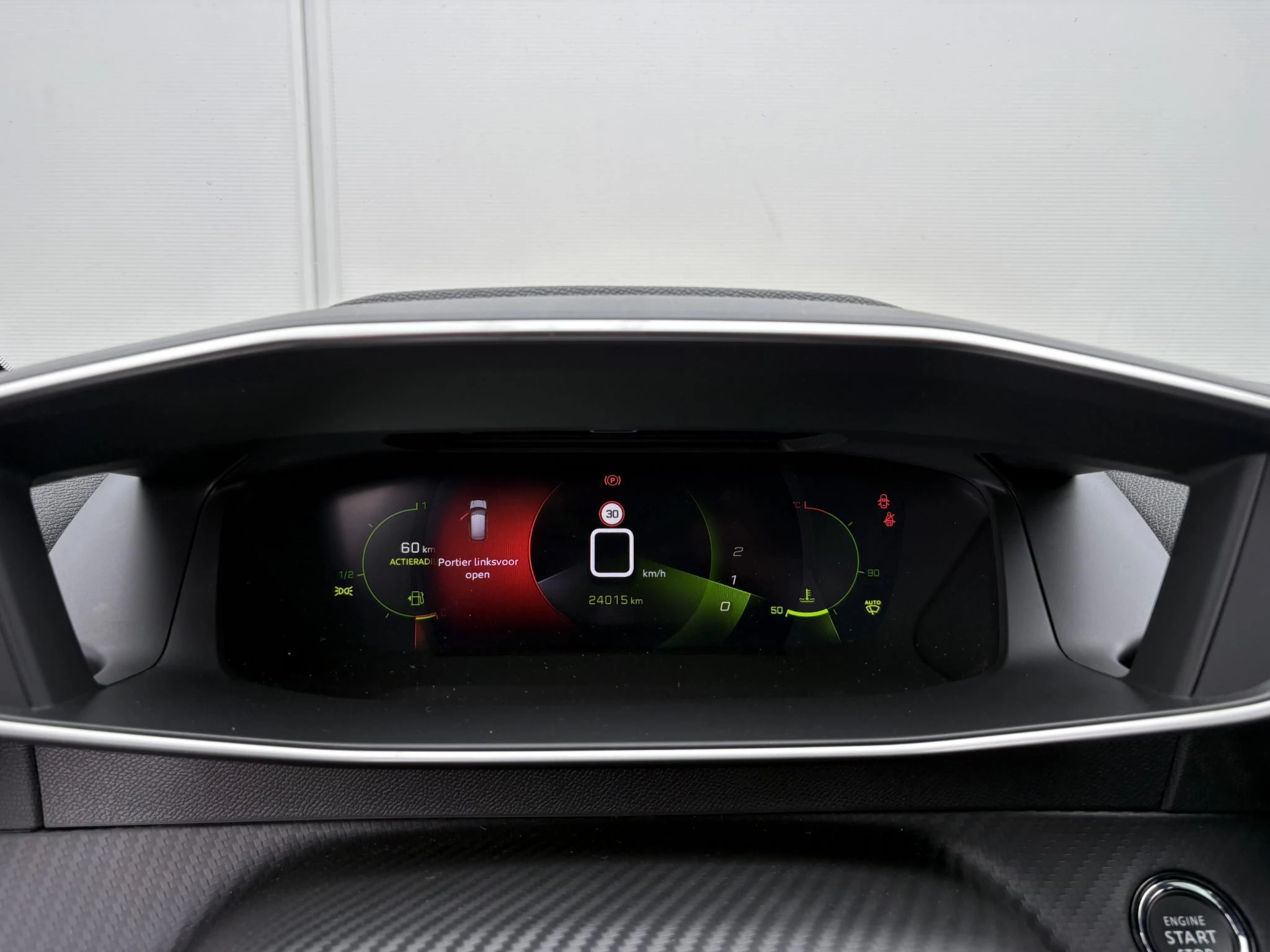 Peugeot-208-image-13