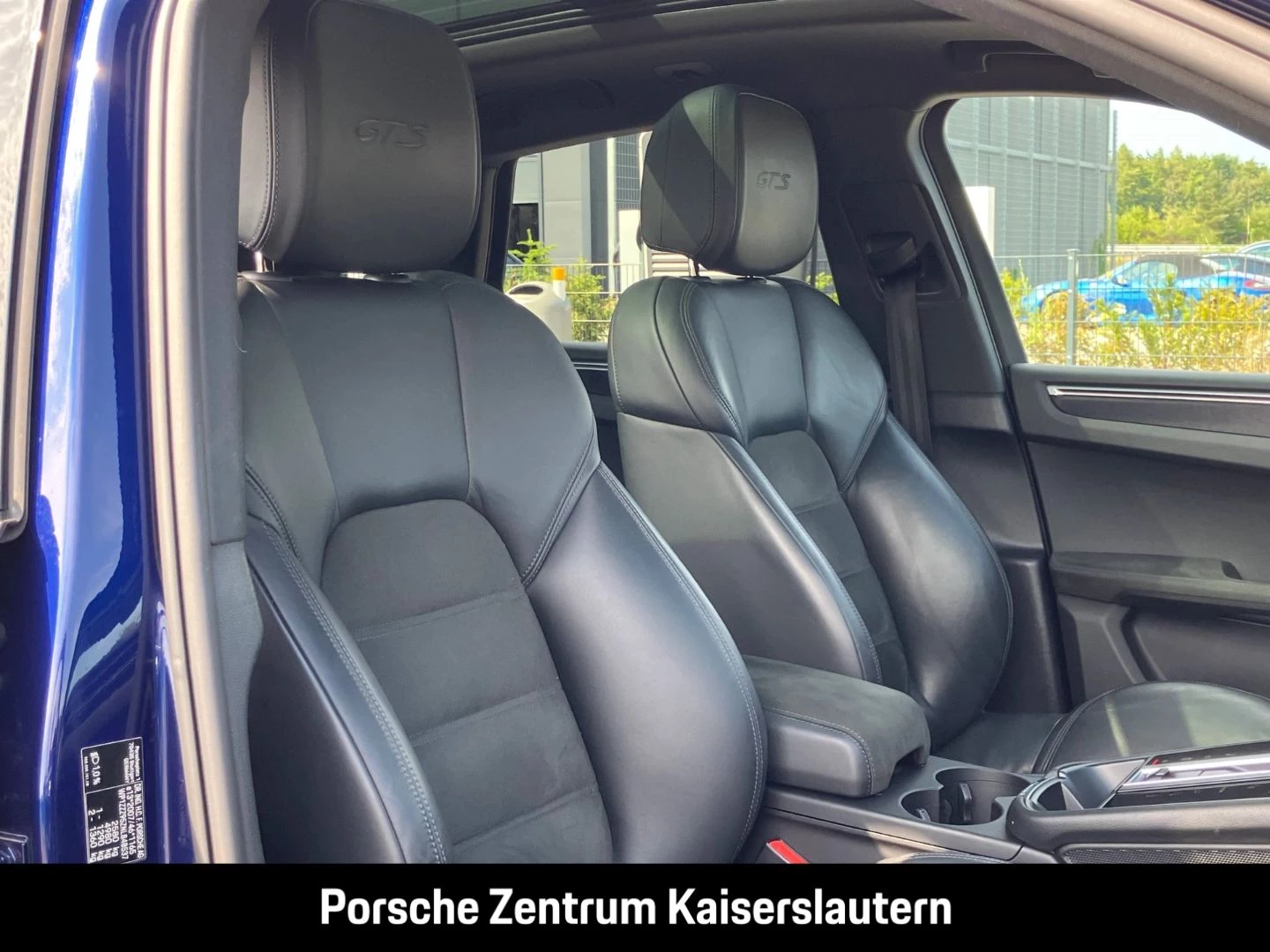 Porsche Macan GTS Standheizung SurroundView Luftfederung gts