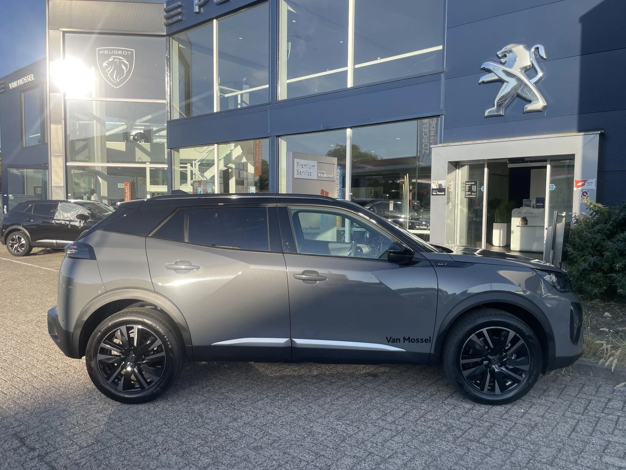 Peugeot-2008-image-7