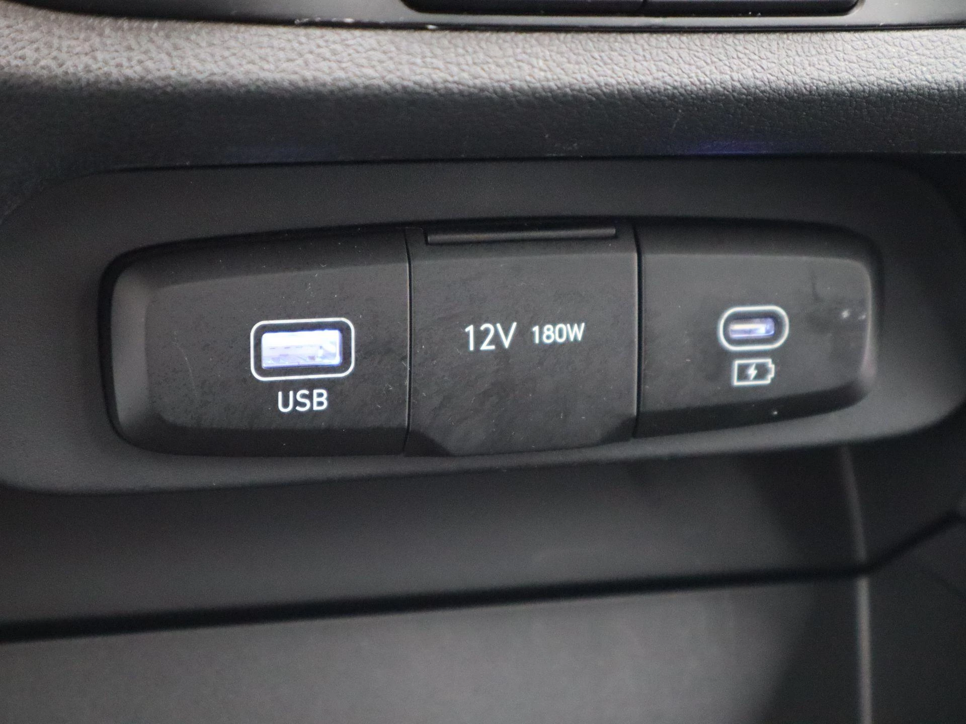 Hyundai-i10-image-18