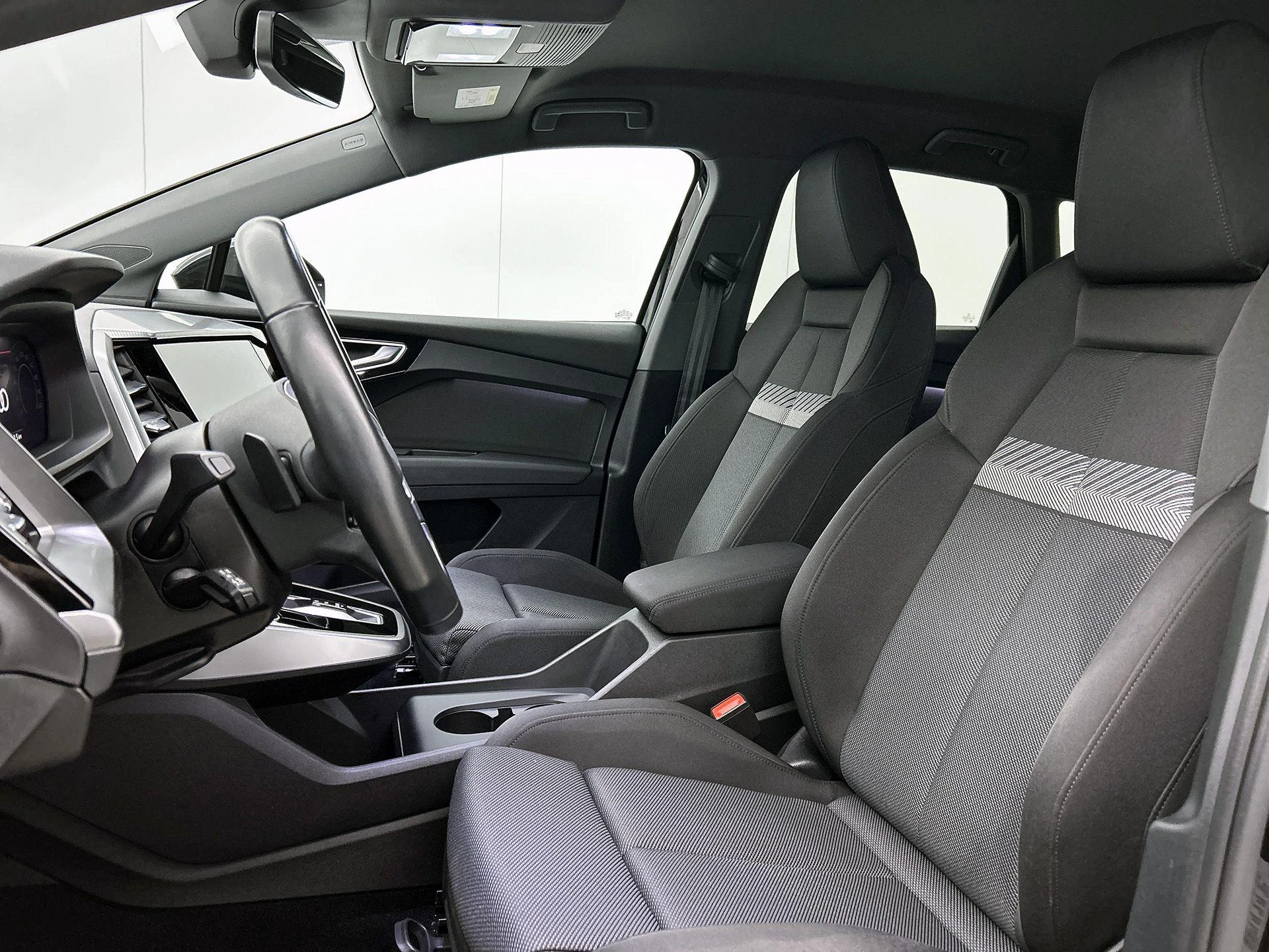 Audi-Q4 e-tron-image-31