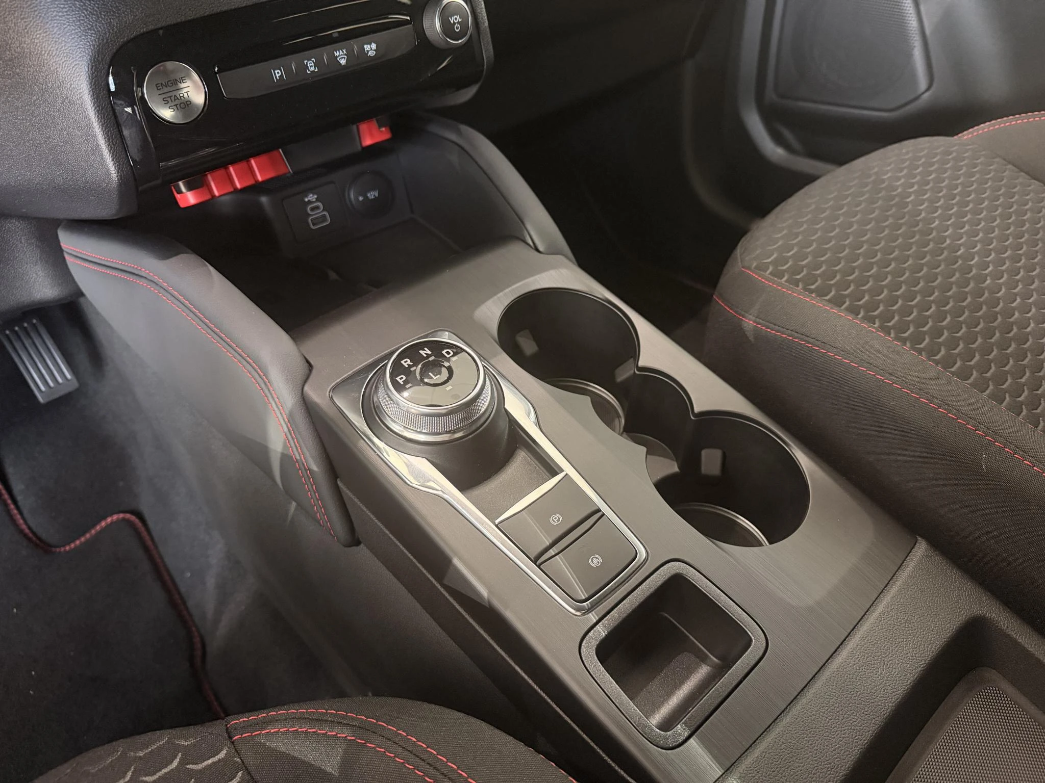 Ford Kuga St- Line