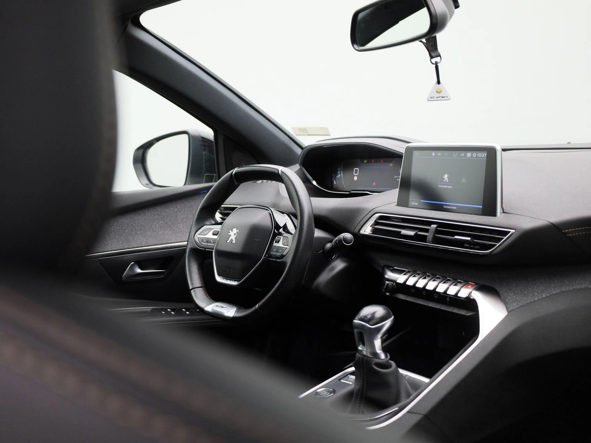 Peugeot-5008-image-37