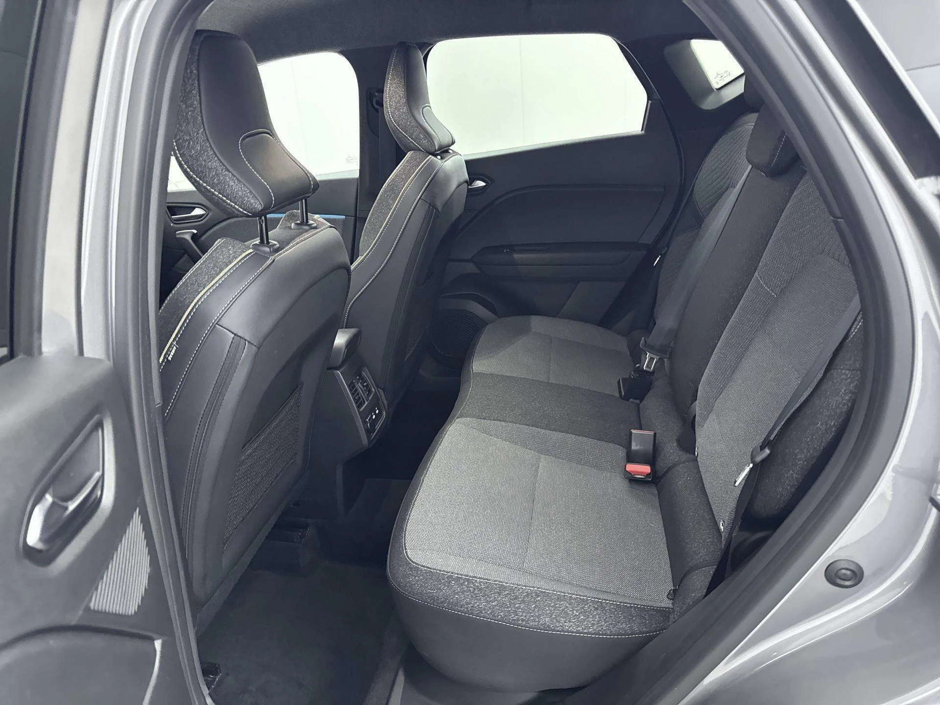 Renault-Captur-image-21