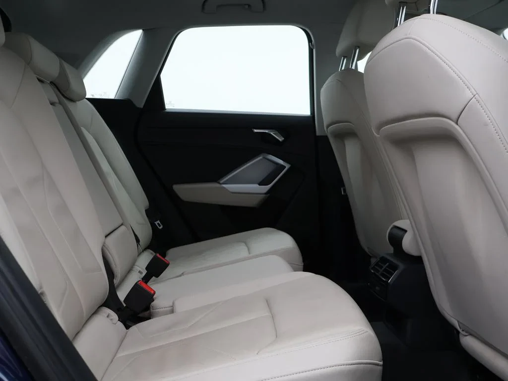 Audi-Q3-image-10