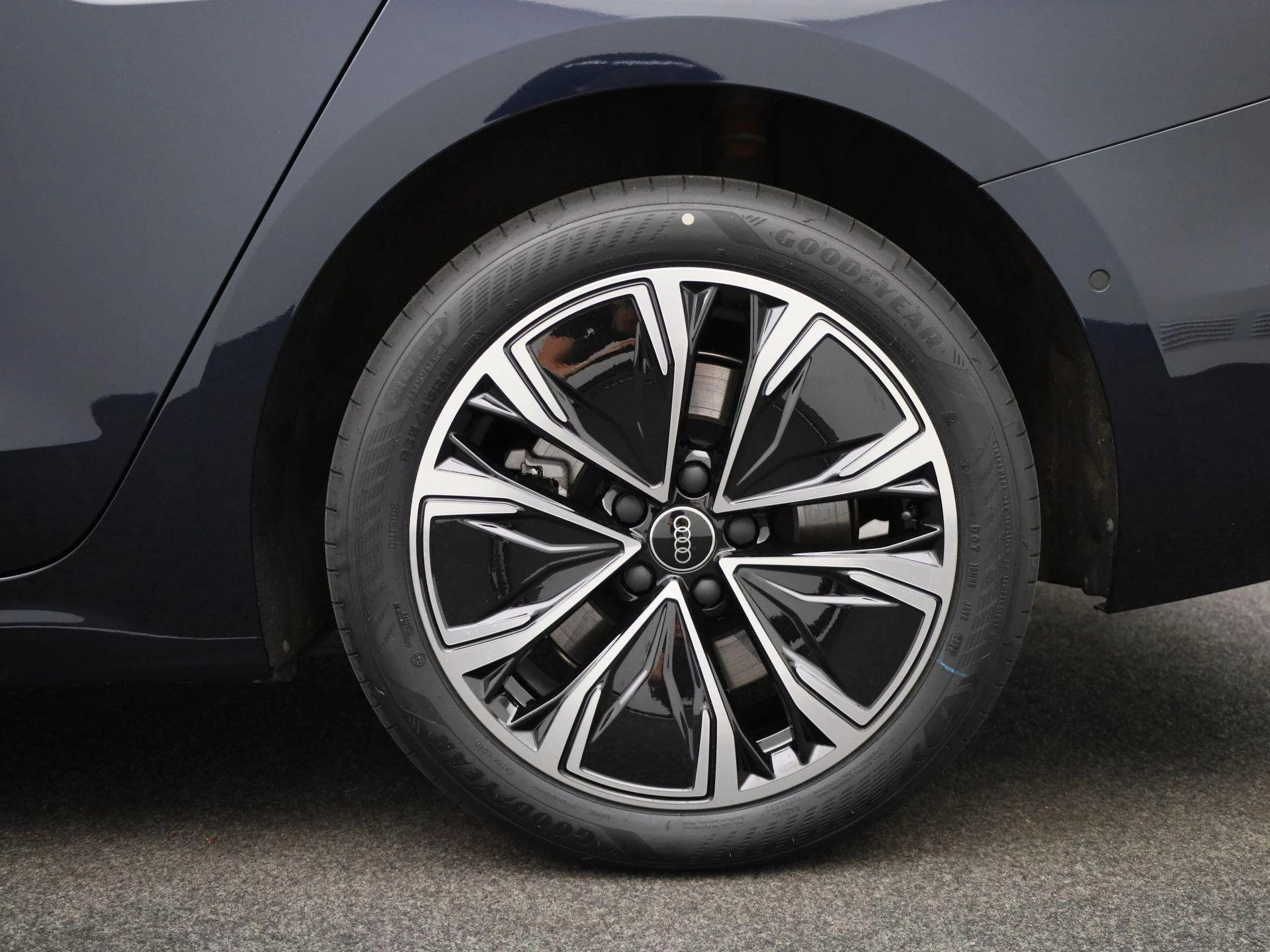Audi A5 Avant 2.0 e-hybrid quattro S edition