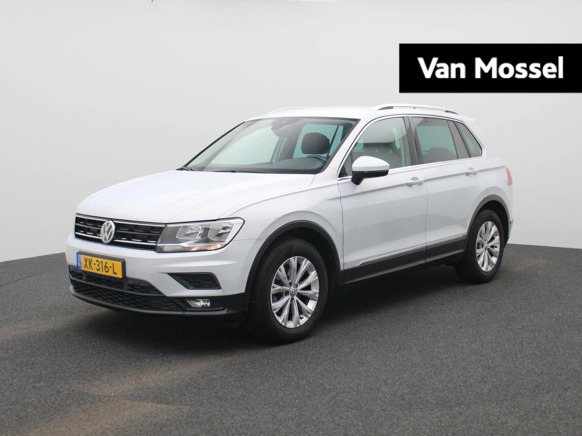 Volkswagen-Tiguan-image-0