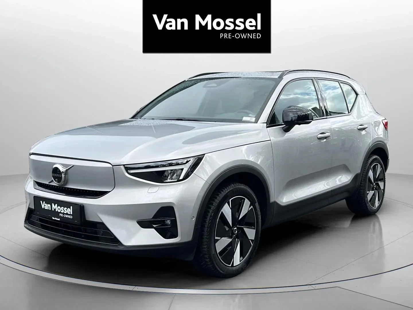 Volvo-XC40-image-0