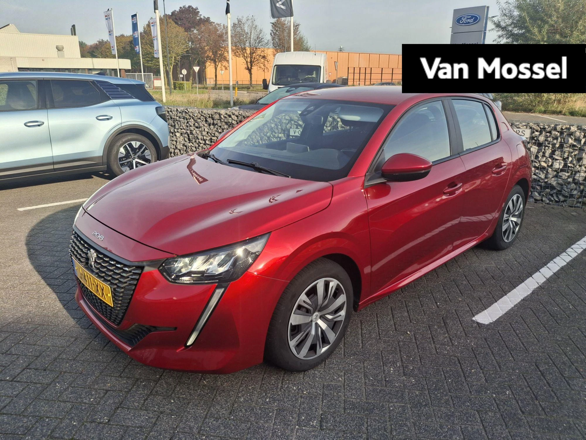 Peugeot-208-image-0
