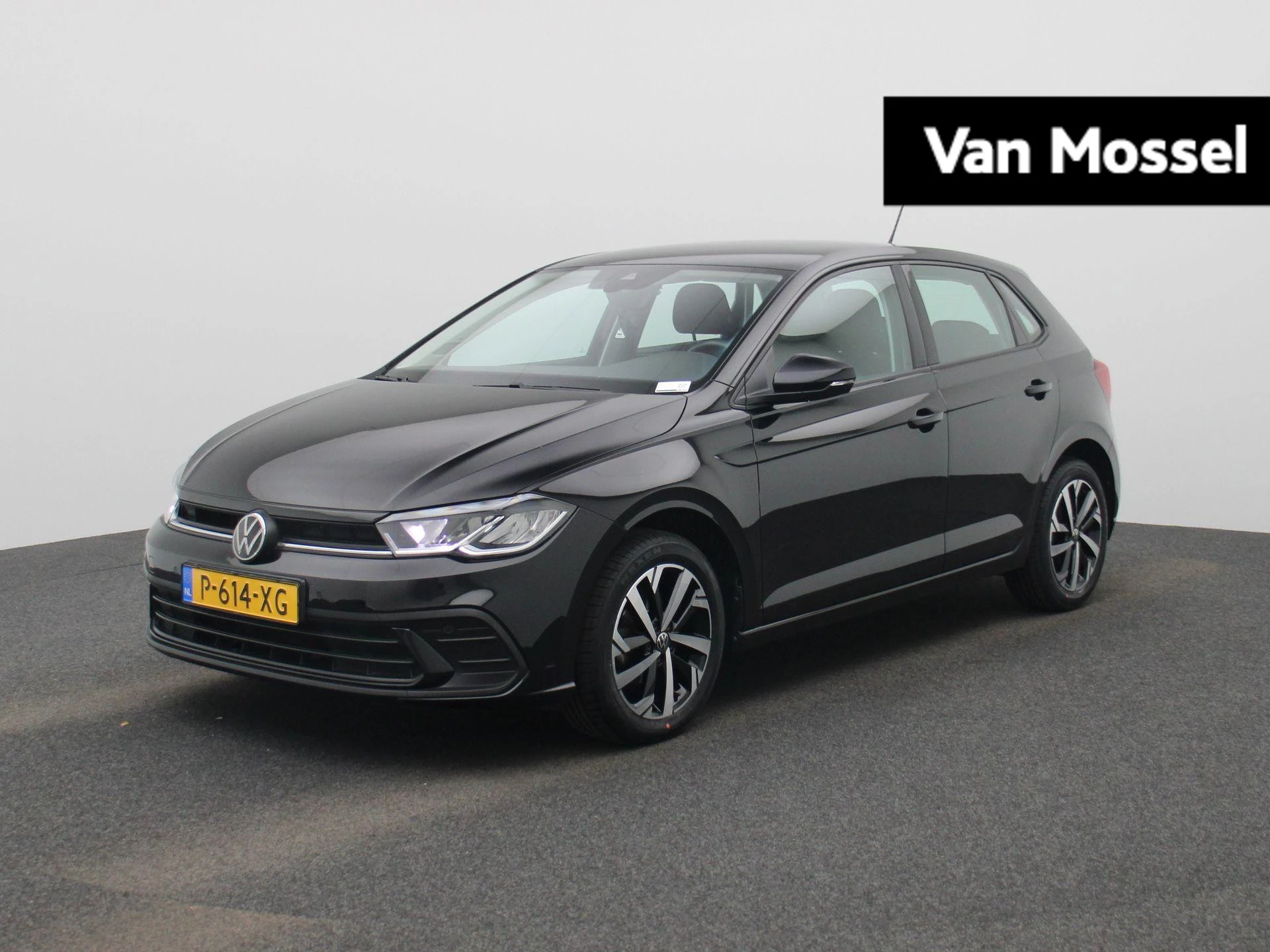 Volkswagen-Polo-image-0