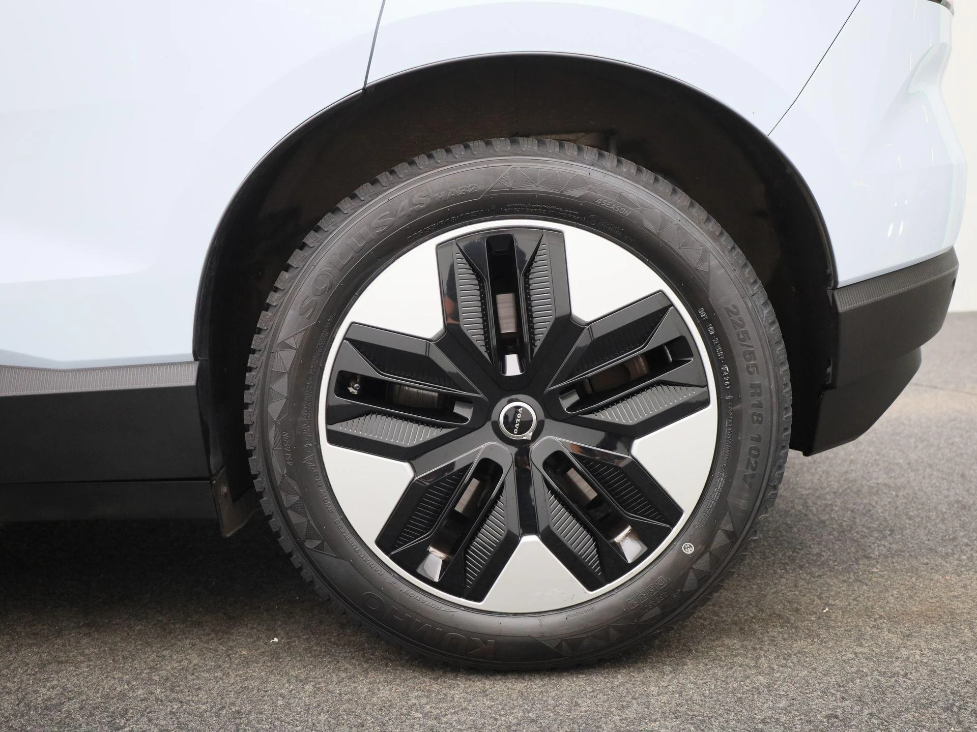Volvo-EX30-image-10