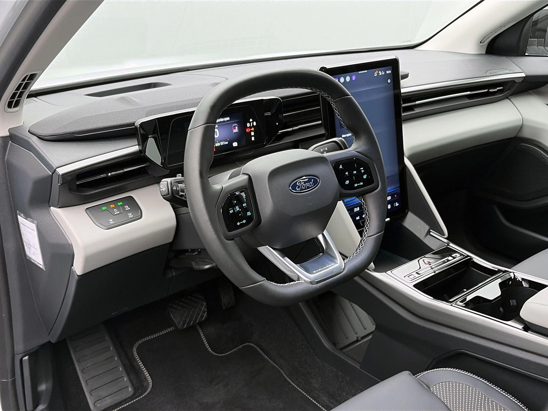 Ford-Explorer-image-13