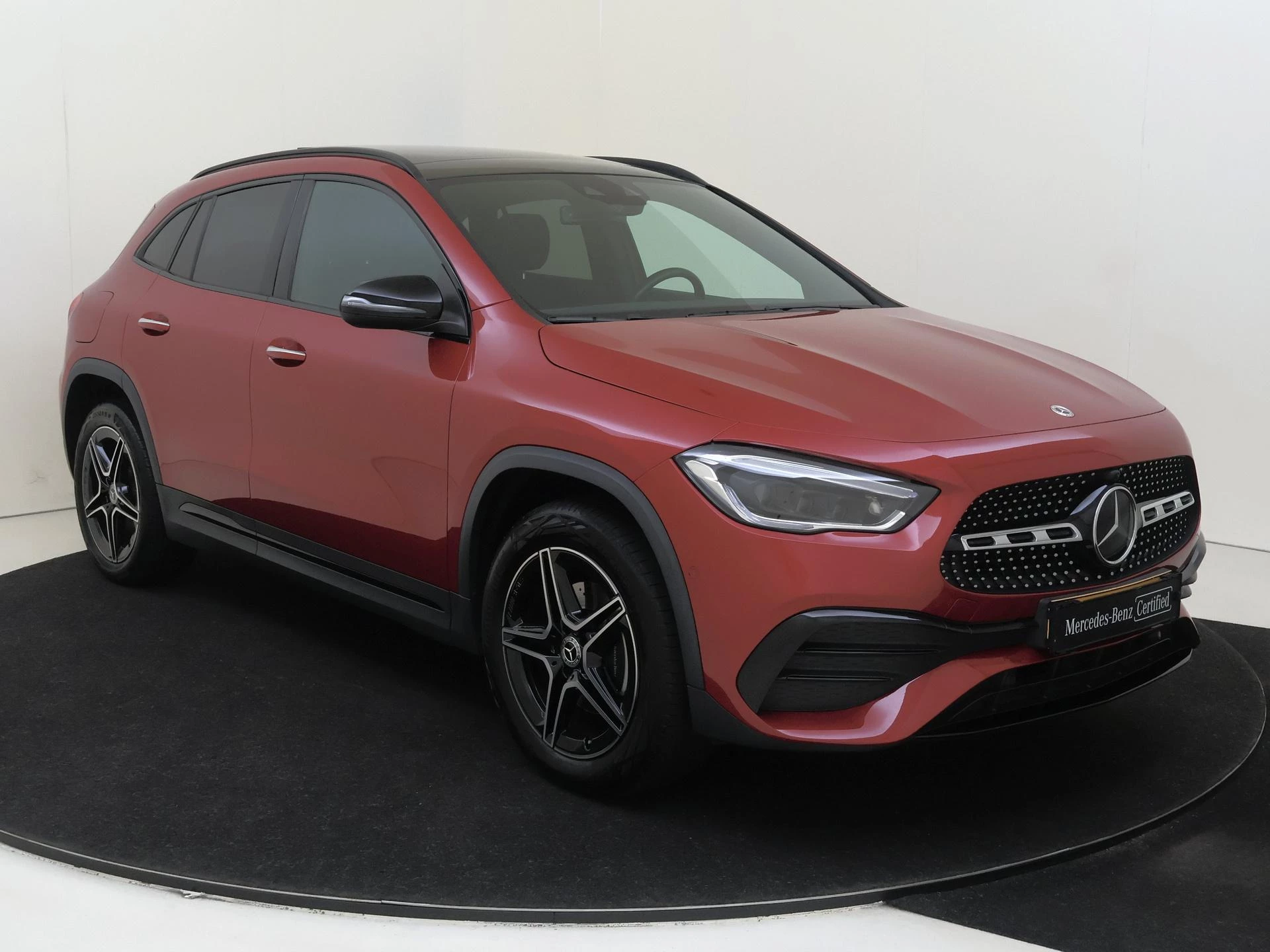 Mercedes-Benz GLA 250 e Business Solution AMG Limited
