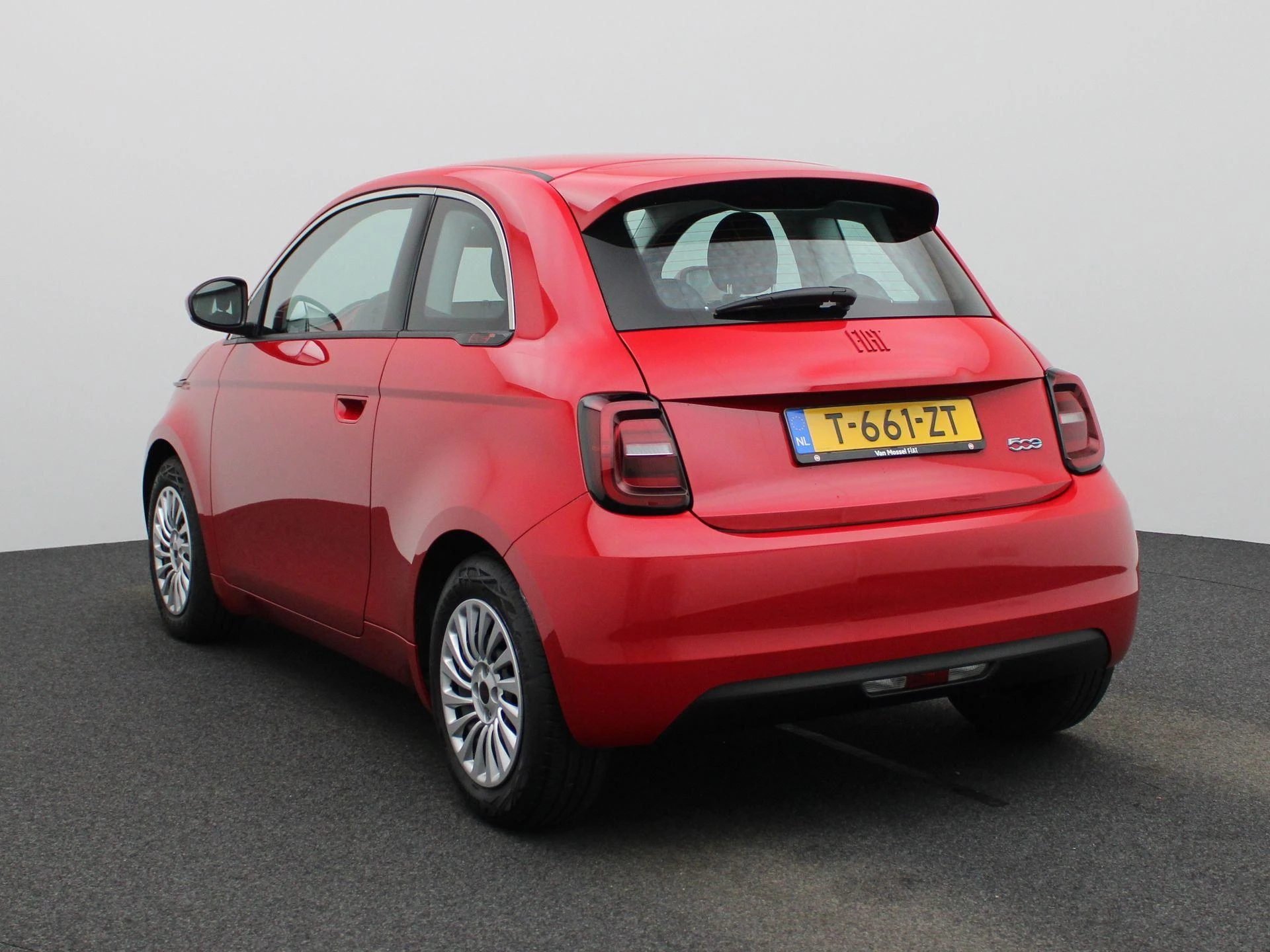Fiat-500e-image-1