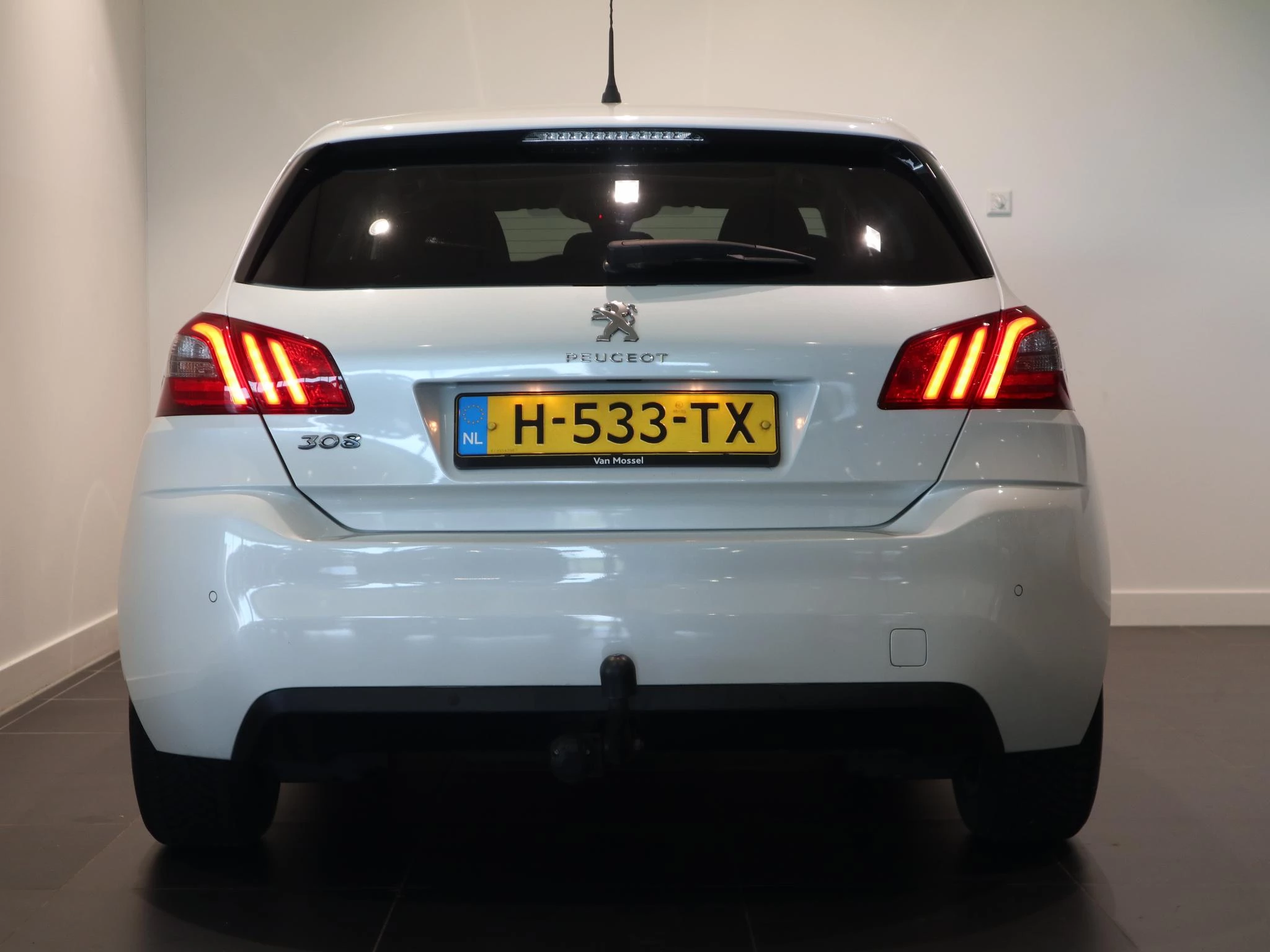Peugeot 308 Blue Lease Executive