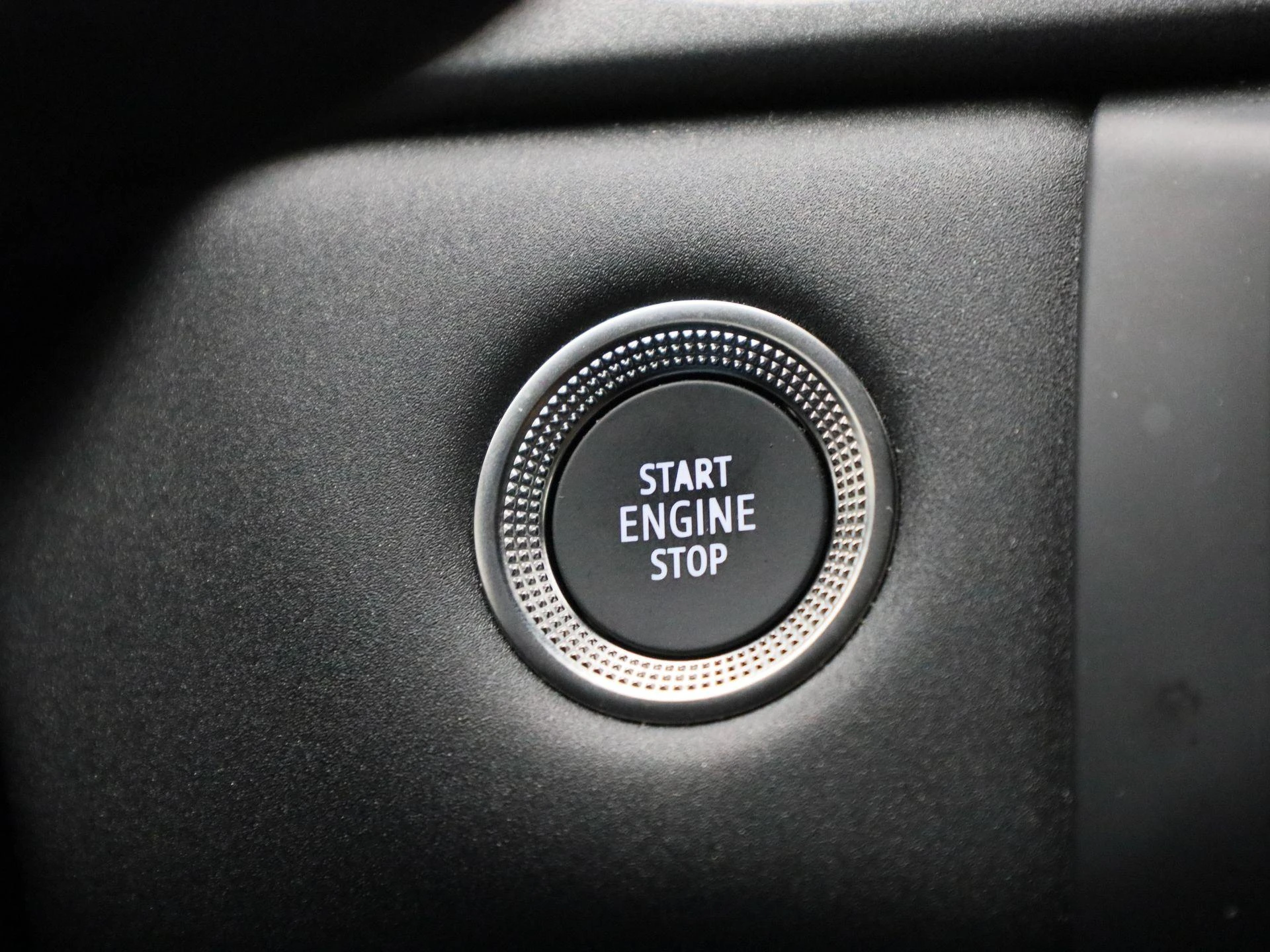 Renault-Captur-image-22