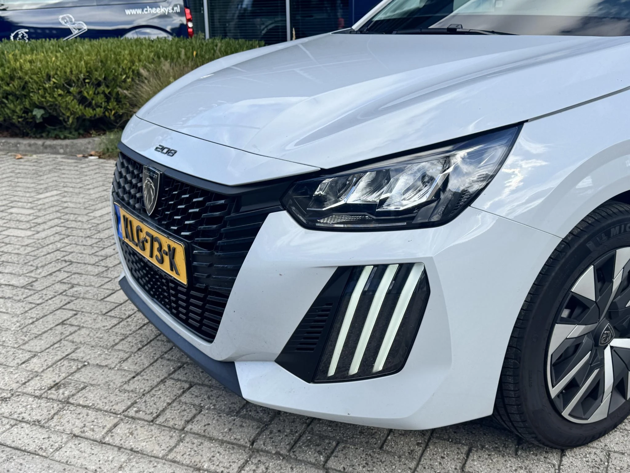 Peugeot-208-image-7
