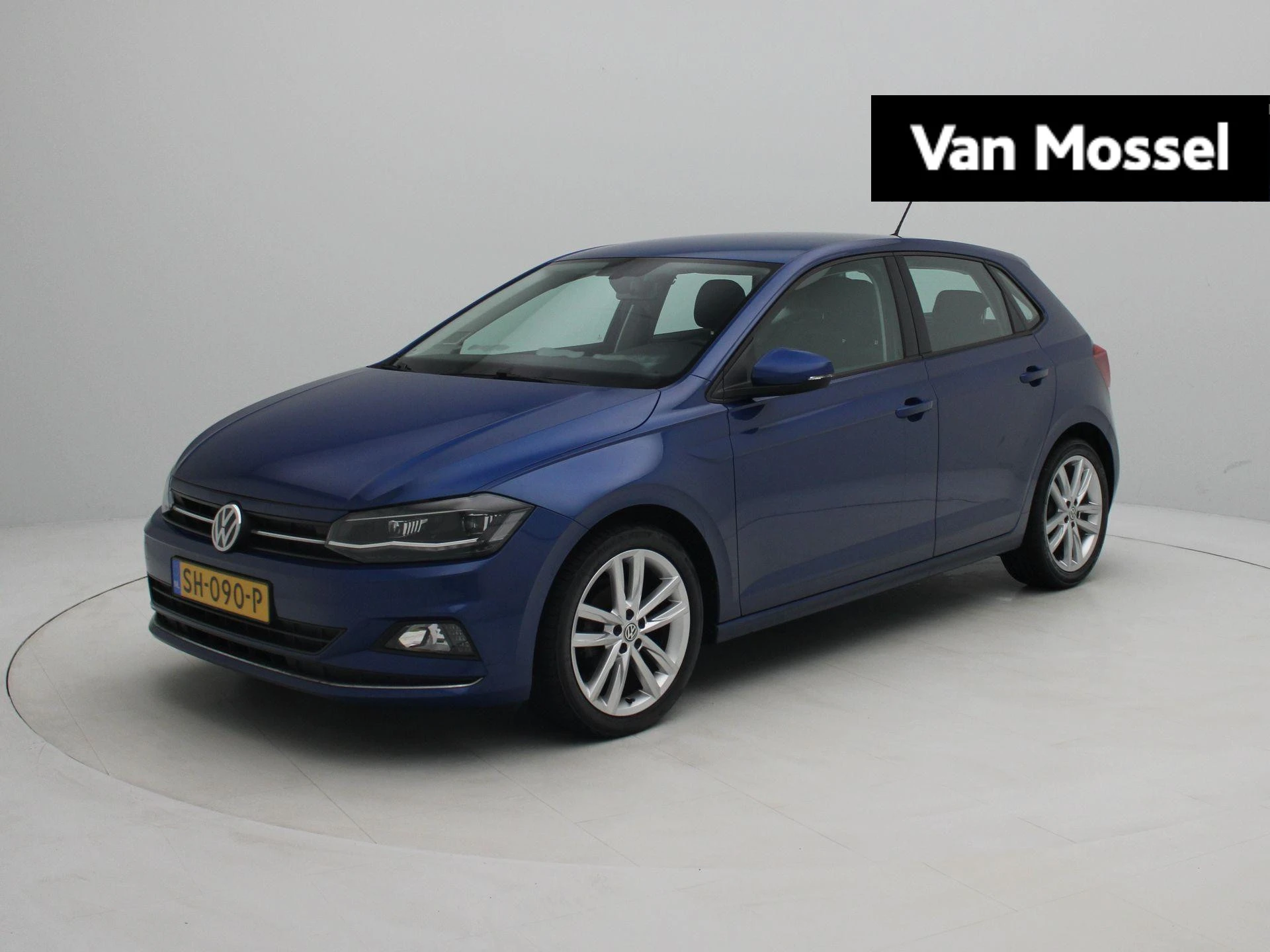 Volkswagen-Polo-image-0