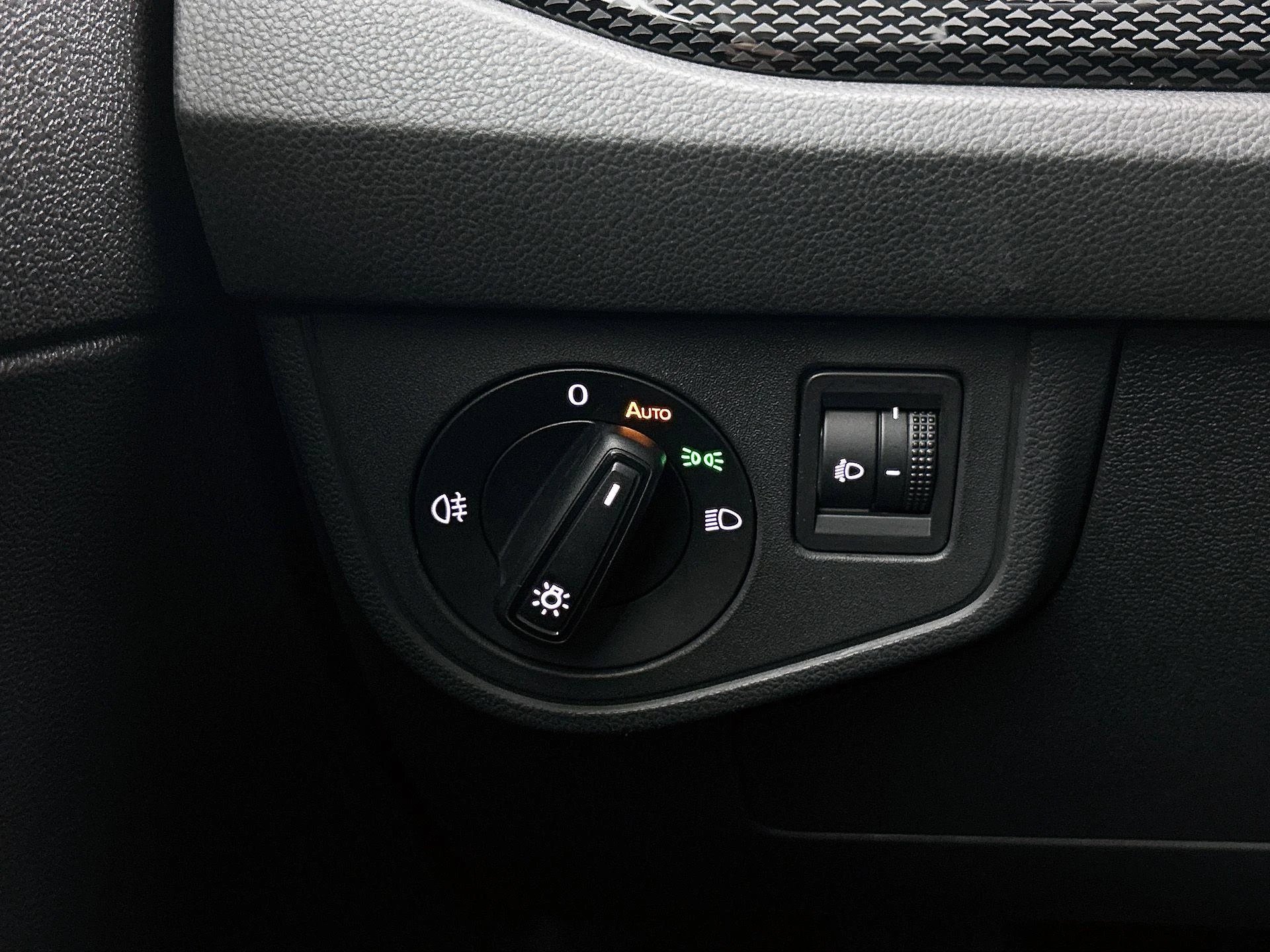Volkswagen Polo 1.0 TSI Life Business