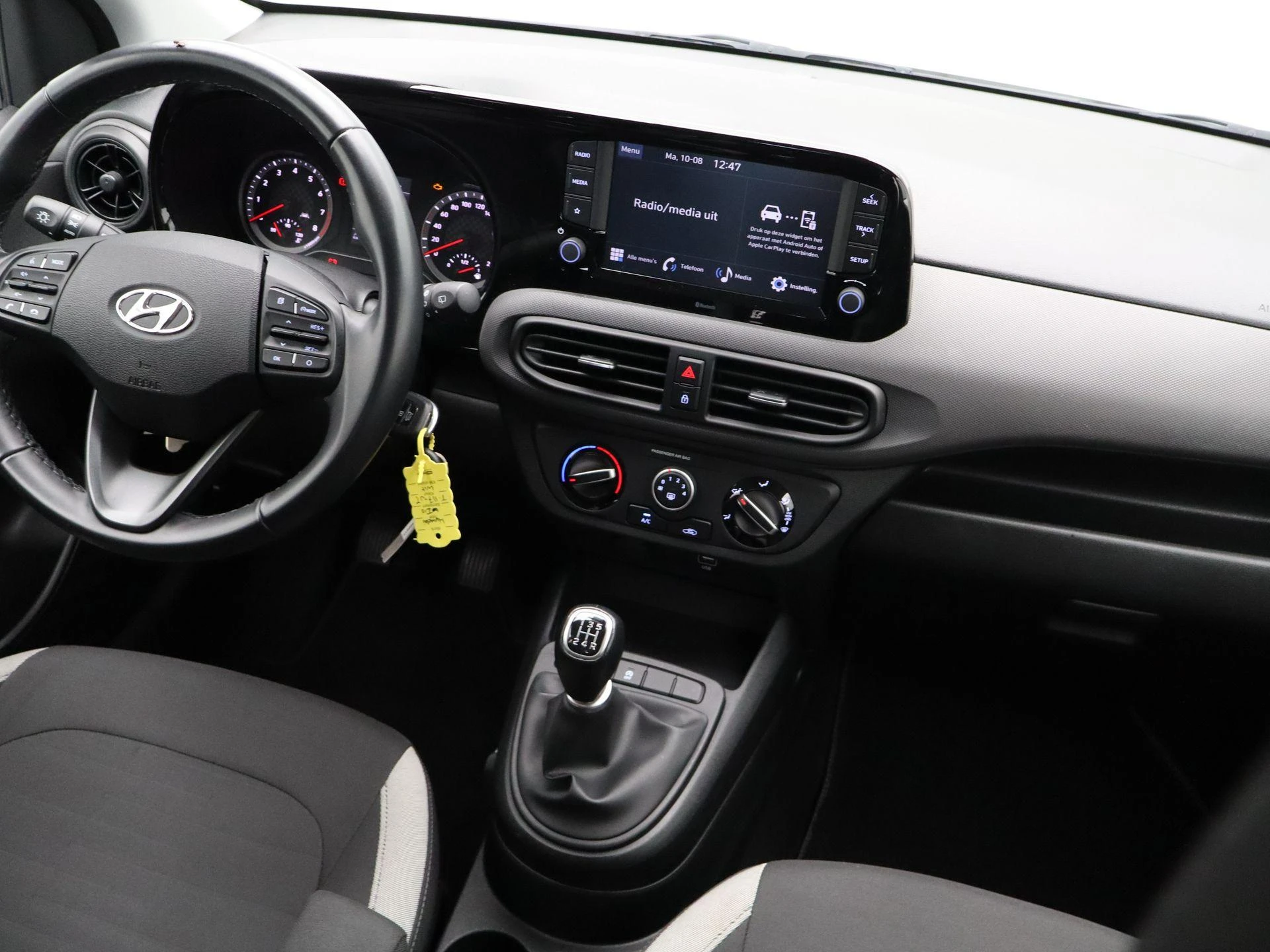 Hyundai-i10-image-28