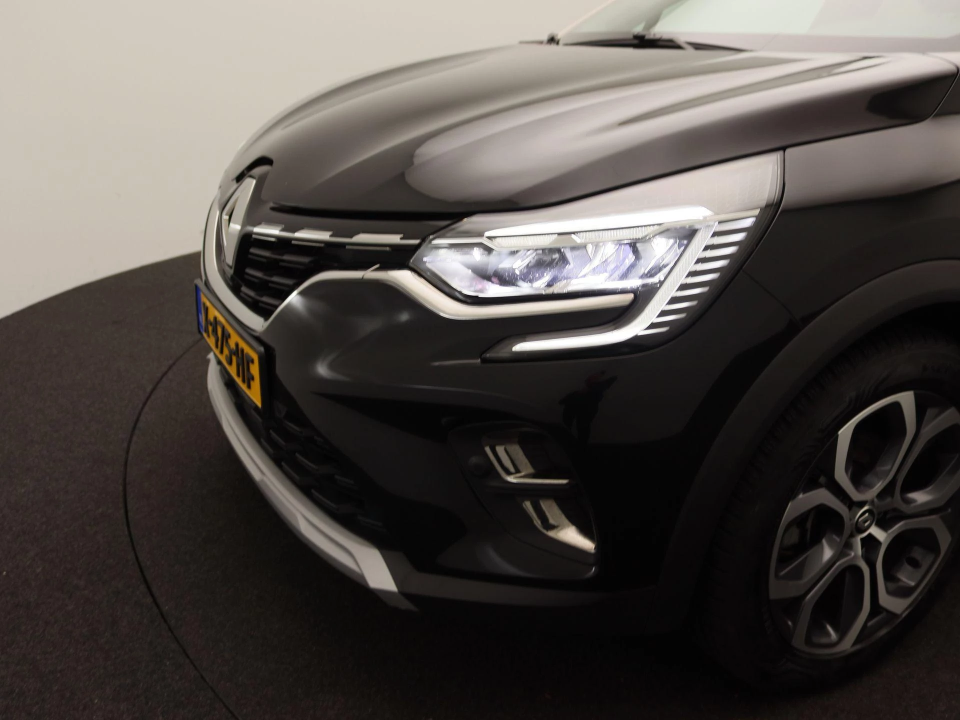 Renault-Captur-image-15