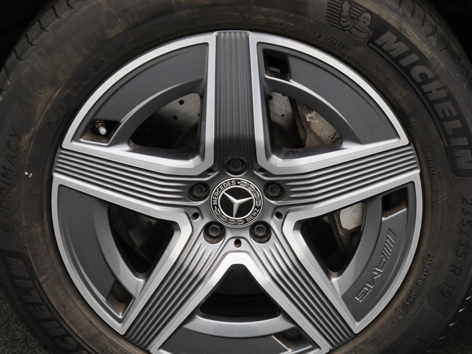 Mercedes-Benz-GLC-image-13