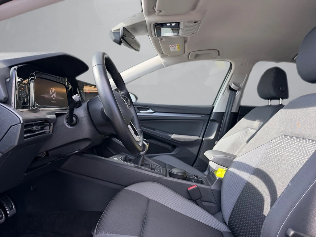 Volkswagen-Golf-image-6
