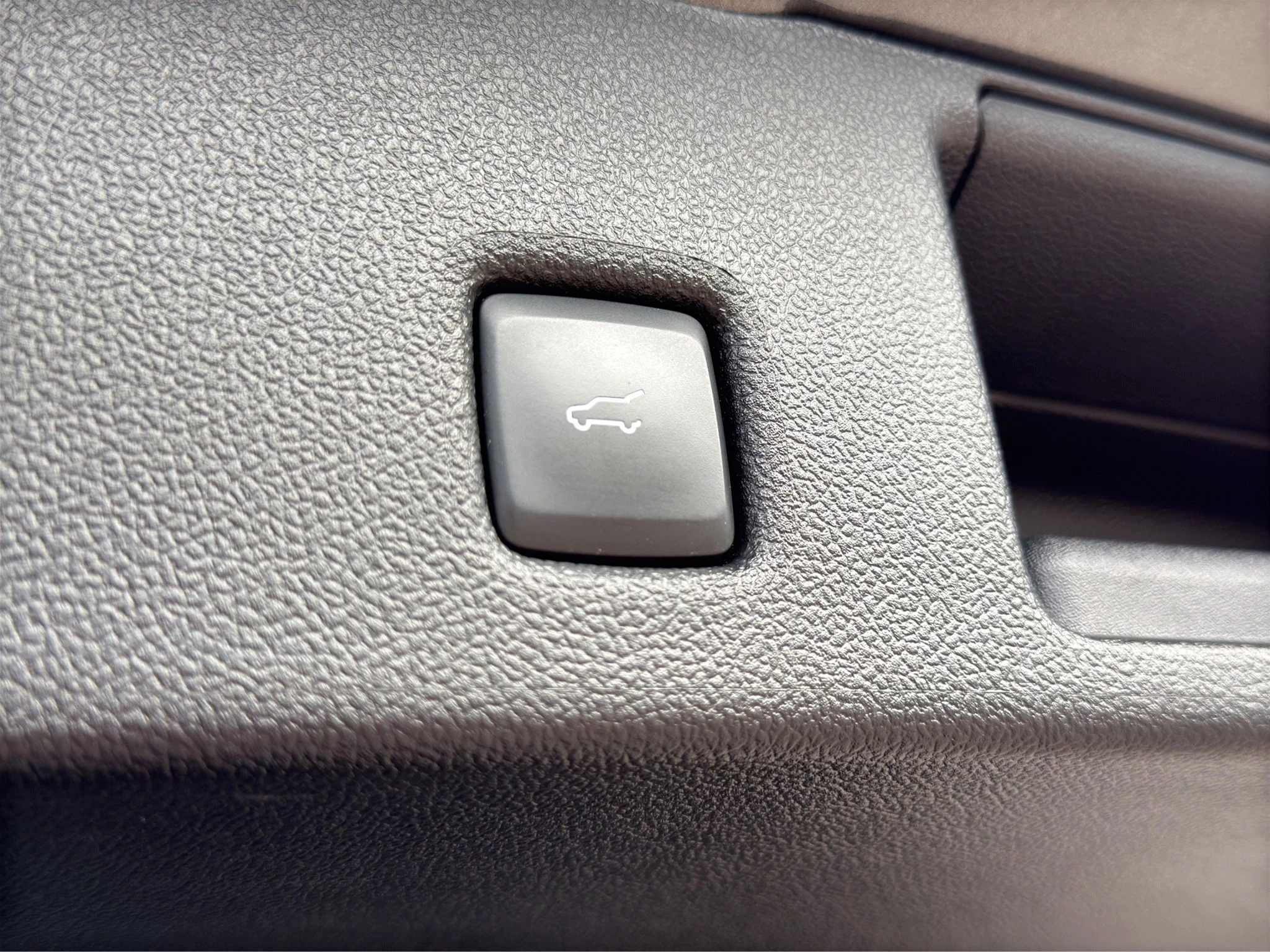 Ford Kuga ST-Line X*PANO*AHK*KAM*ACC*NAVI*SOUND-SYS.