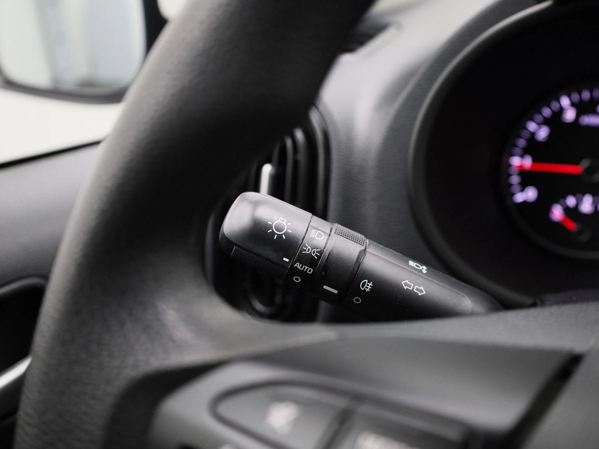 Kia-Picanto-image-19