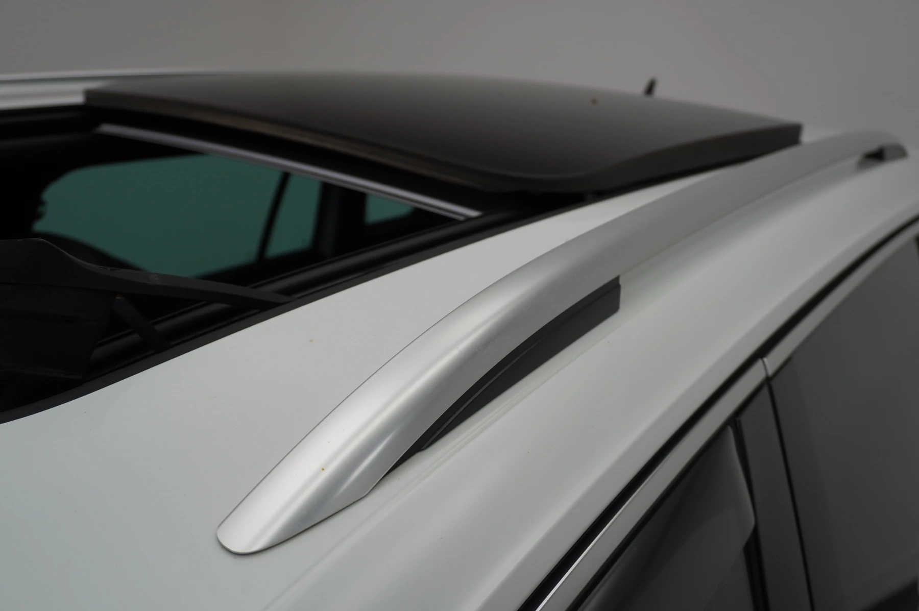 Volkswagen-Tiguan-image-45
