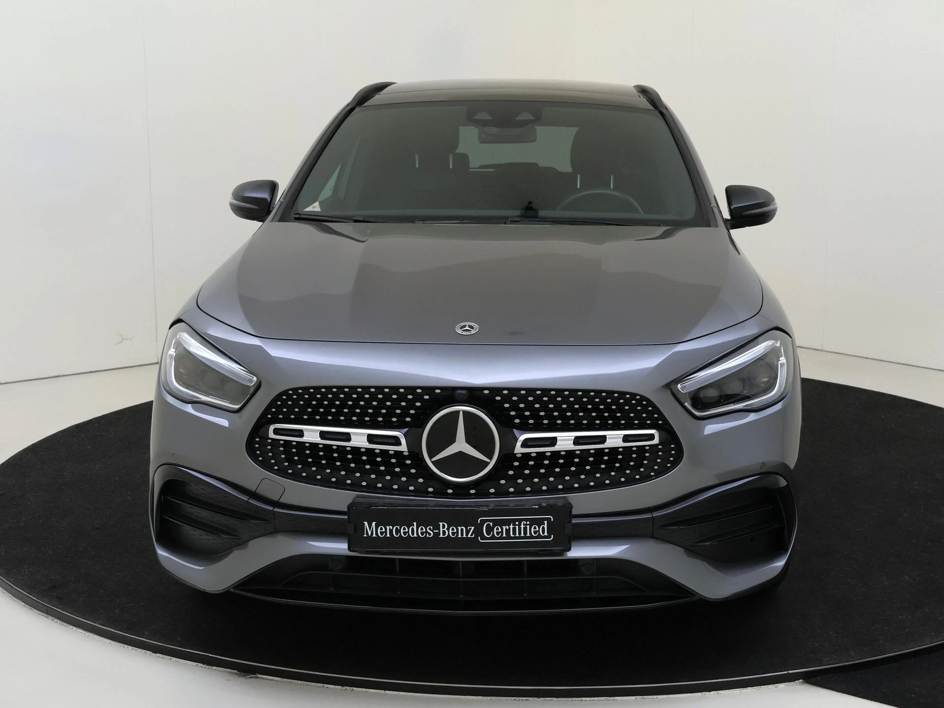 Mercedes-Benz-GLA-image-6