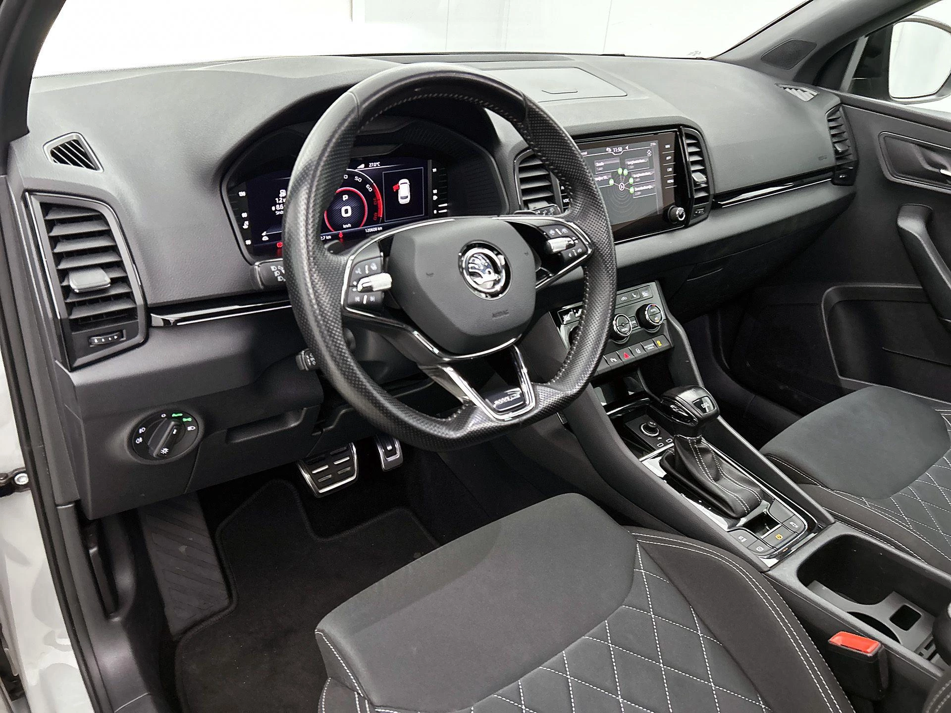 Škoda Karoq 1.5 TSI ACT Sportline Business