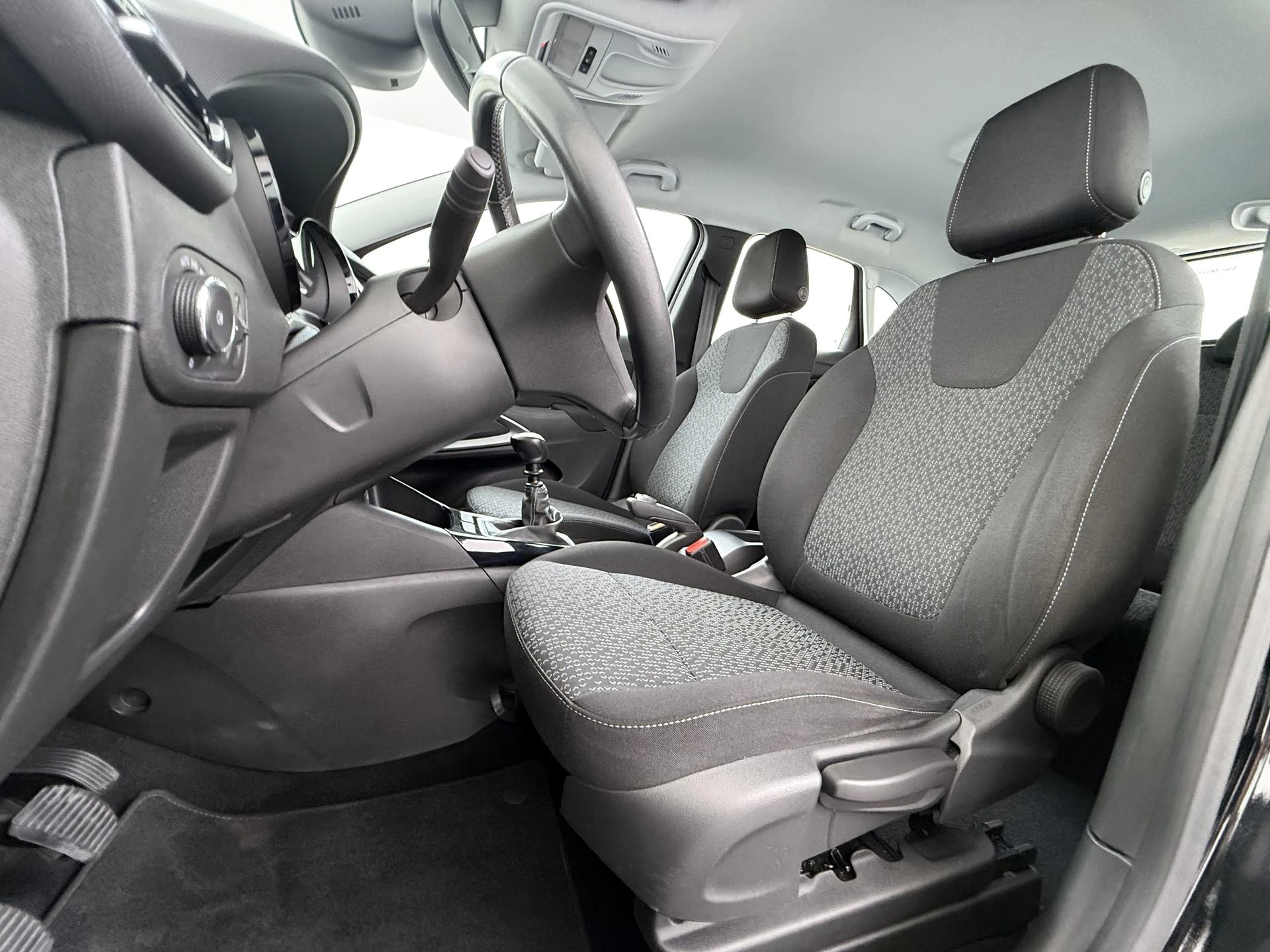 Opel-Crossland-image-12
