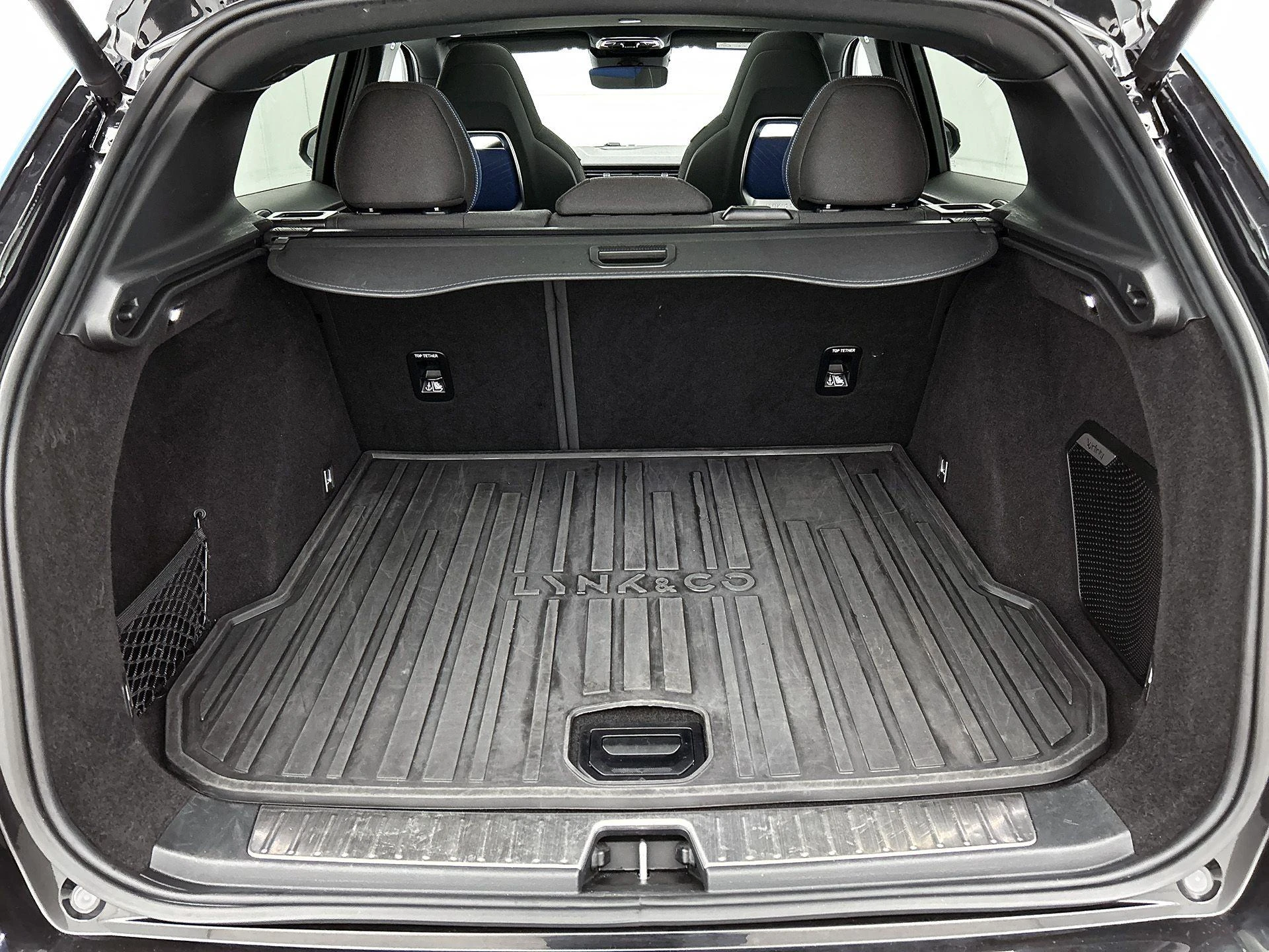 Lynk & Co-01-image-14