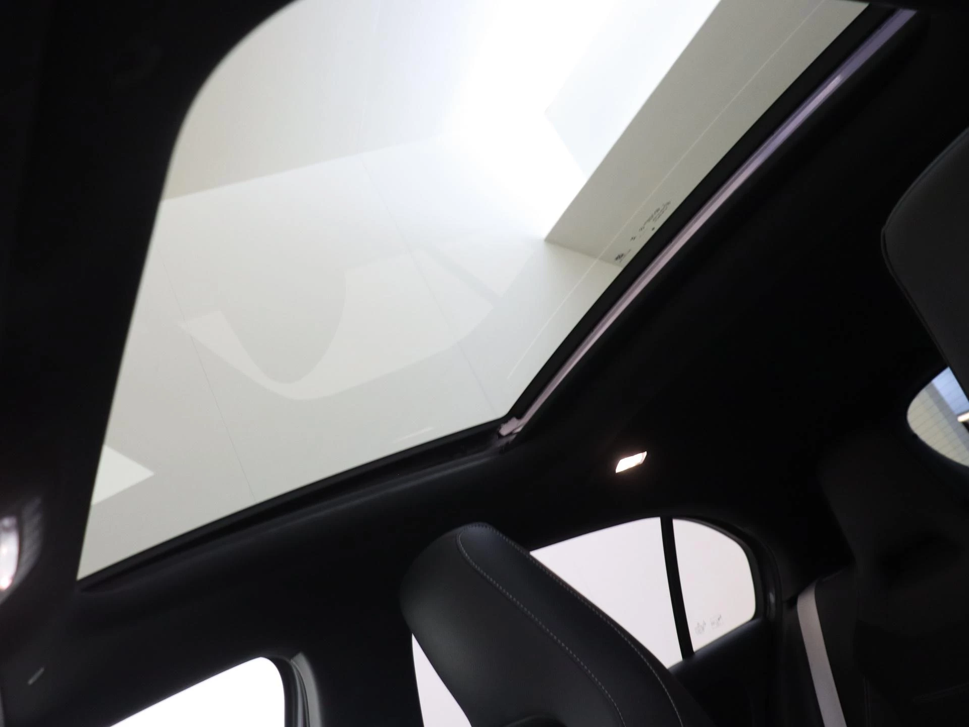 Mercedes-Benz-A-Klasse-image-27
