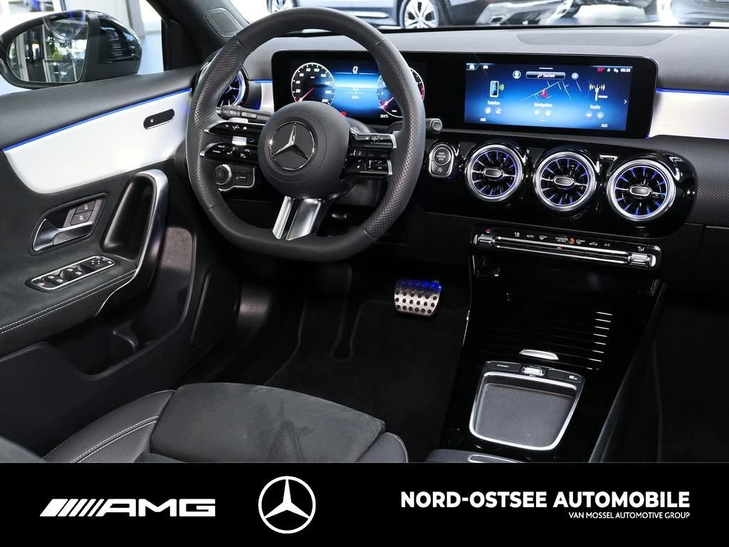 Mercedes-Benz A-Klasse 180 AMG EDITION ADVANCED+ KAM PANO NIGHT AMG Line
