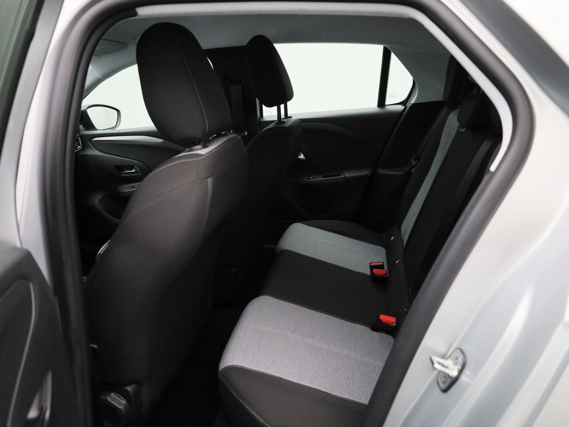Opel-Corsa-image-9