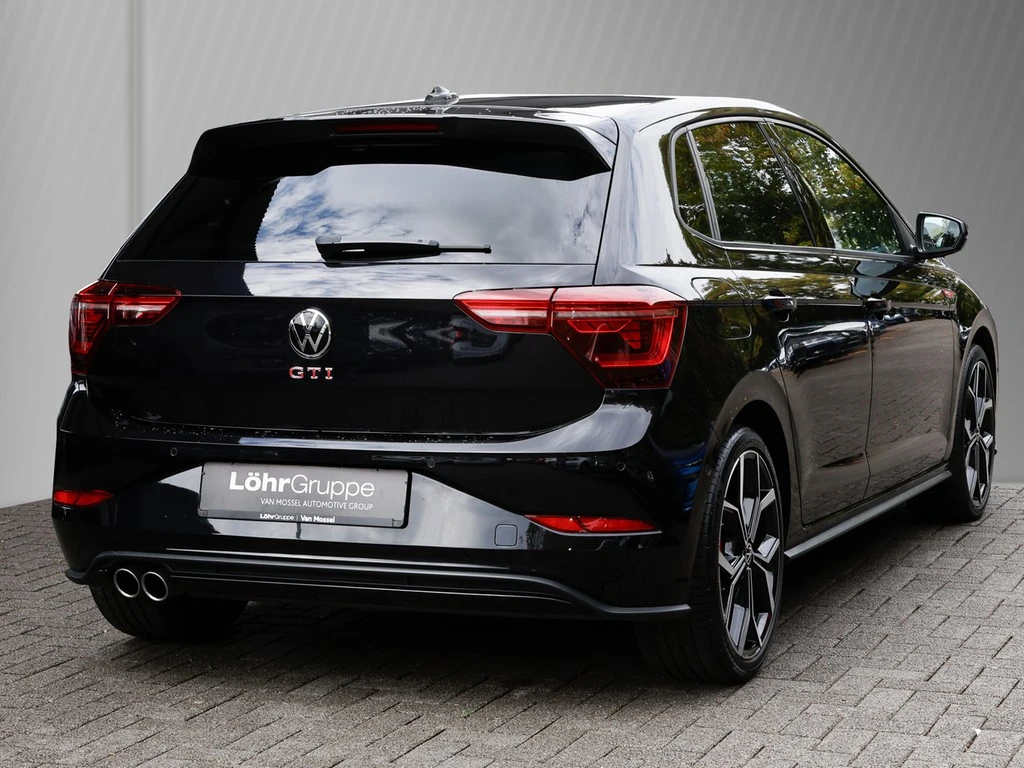 Volkswagen-Polo-image-3